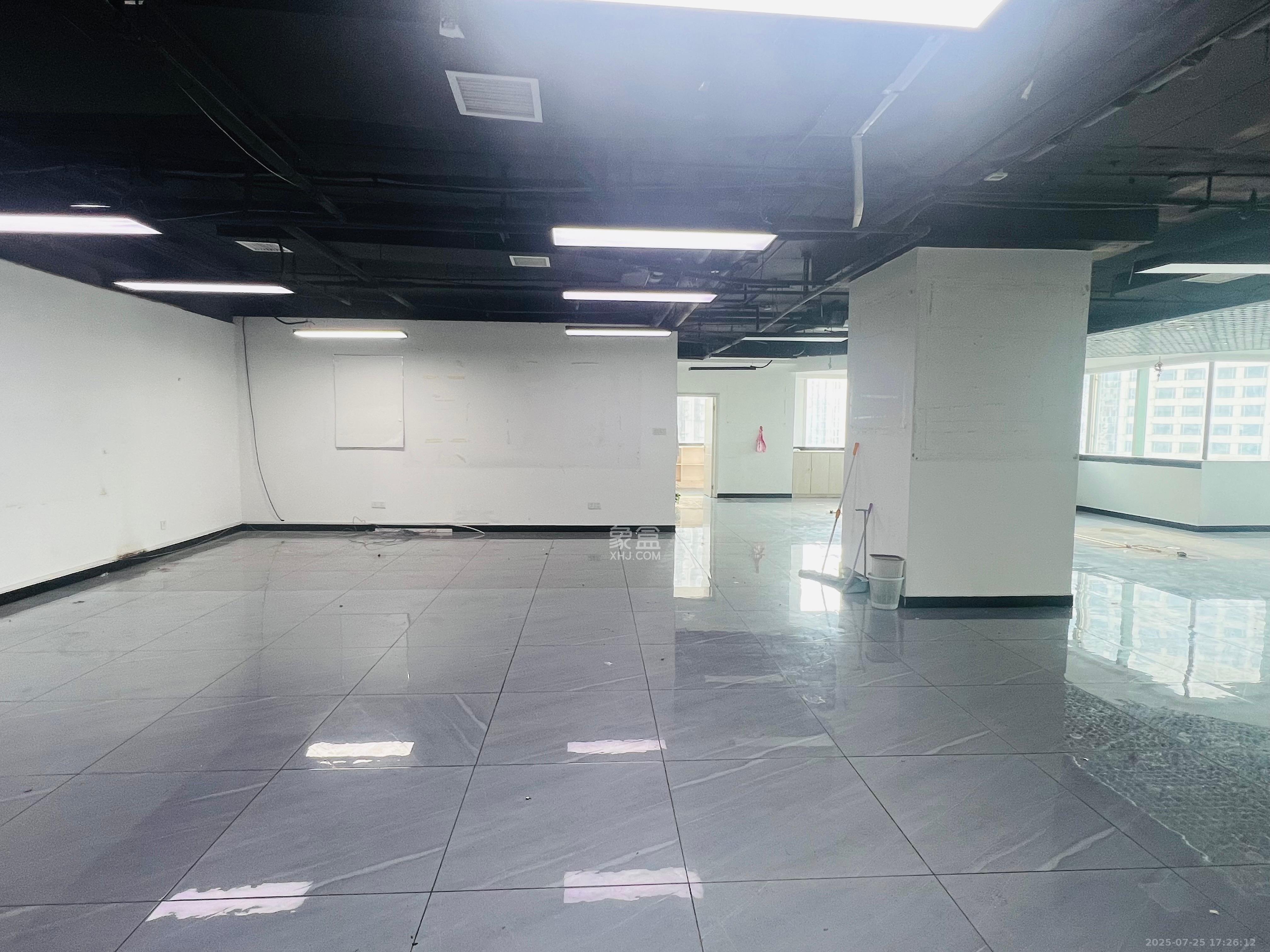 湖南平和堂商贸大厦   237.0㎡     15000.00元/月