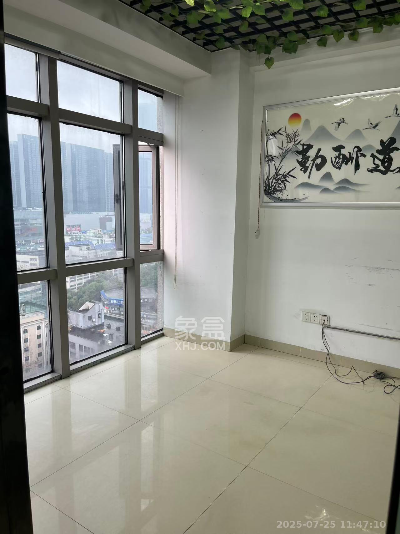 奥克斯广场  1室1厅1卫    4200.0元/月室内图