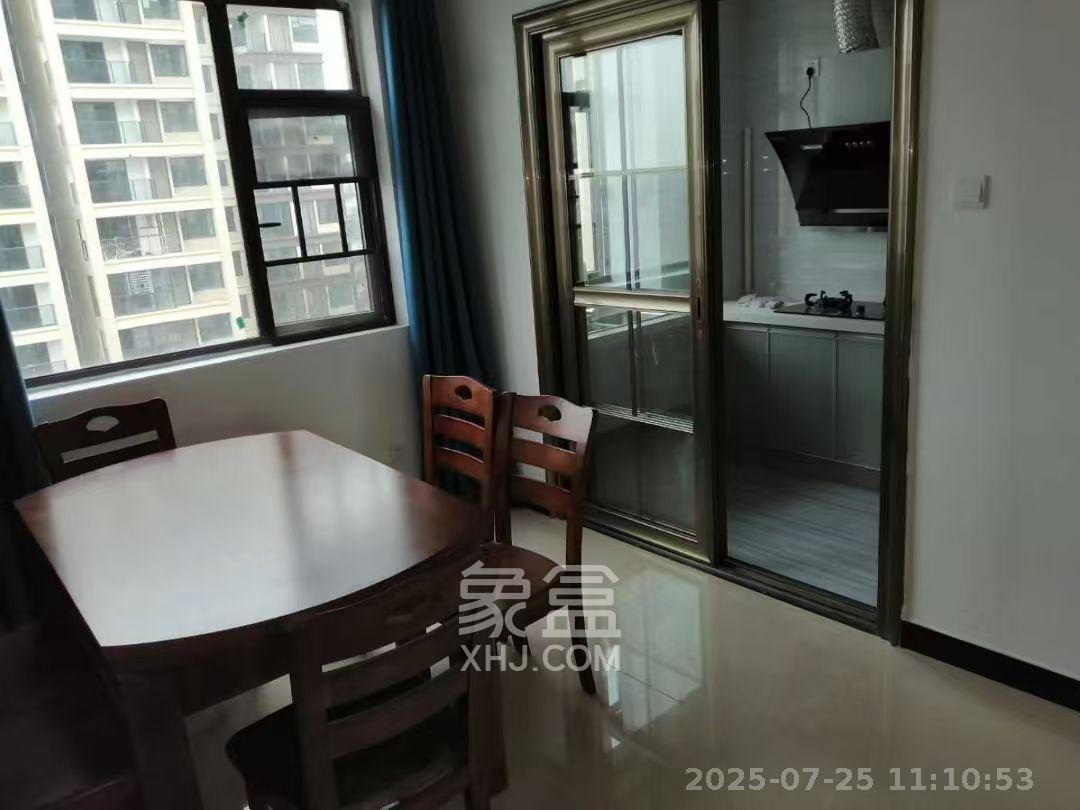 福天藏郡院子  3室2厅2卫    2300.0元/月 福天藏郡院子  3室2厅2卫    2300.0元/月