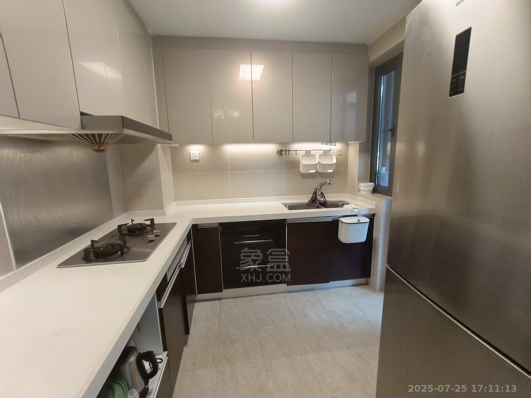 株洲恒大悦珑台 4室2厅2卫 2500.0元/月 株洲恒大悦珑台 4室2厅2卫 2500.0元/月室内图