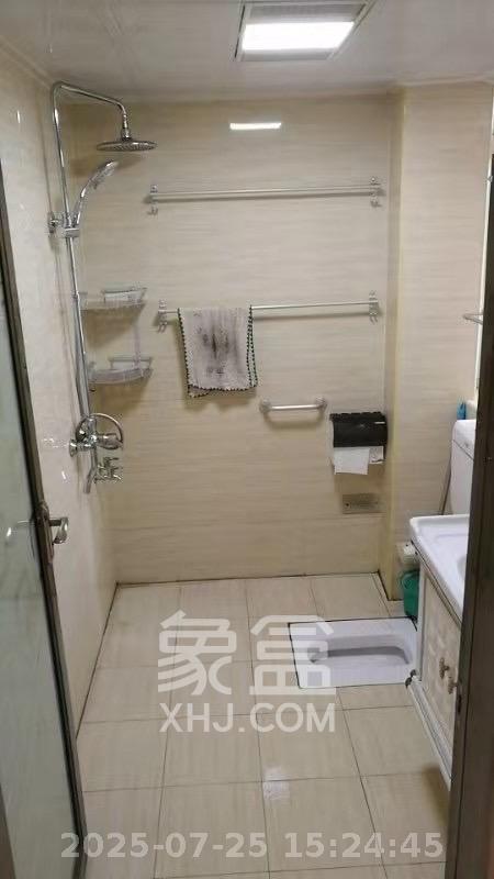 银太家园  3室2厅1卫   2400.00元/月室内图