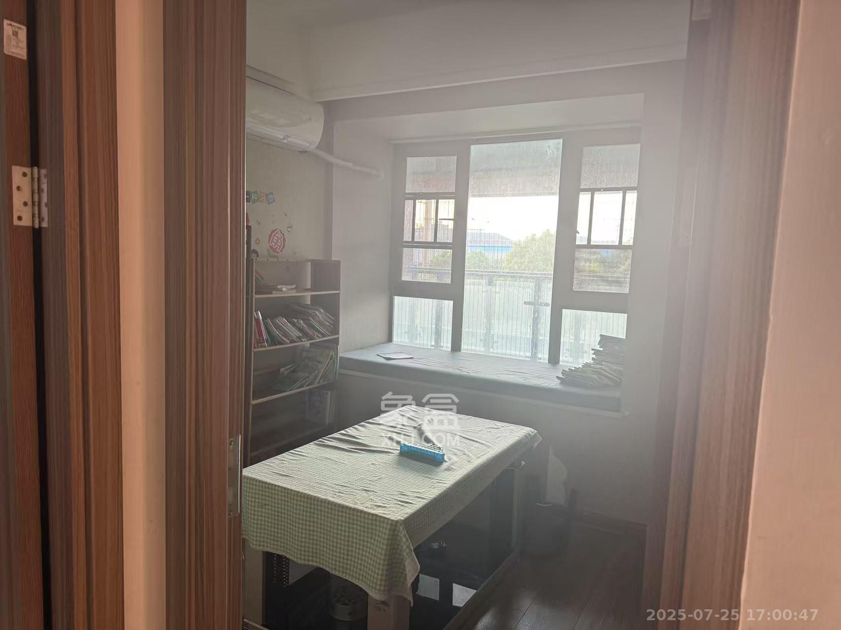 华远碧桂园海蓝城 3室2厅1卫 2200.0元/月 华远碧桂园海蓝城 3室2厅1卫 2200.0元/月室内图