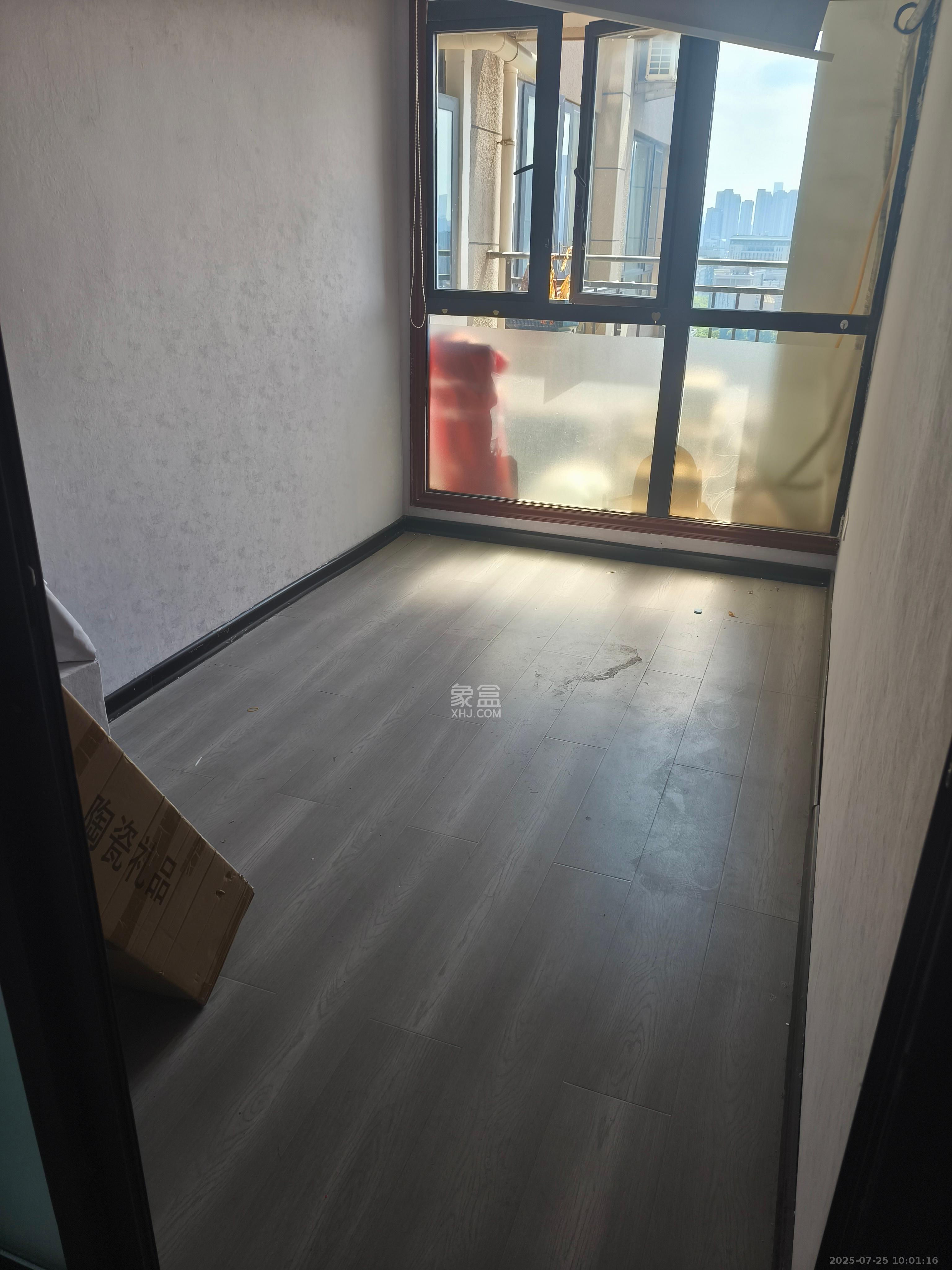 湘腾城市广场 3室1厅1卫 3000.0元/月 湘腾城市广场 3室1厅1卫 3000.0元/月室内图