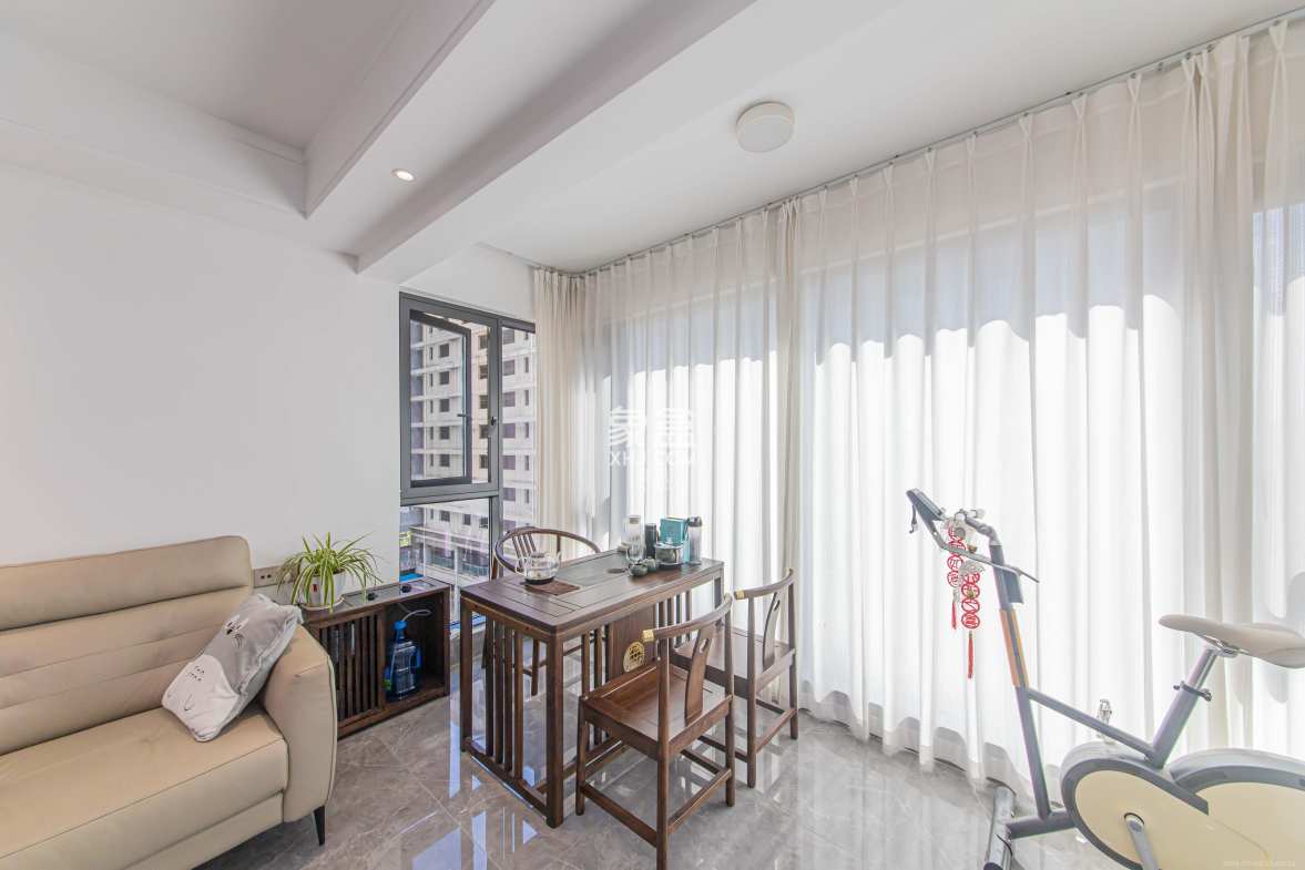 江悦和鸣  3室2厅2卫    195.0万 江悦和鸣  3室2厅2卫    195.0万阳台