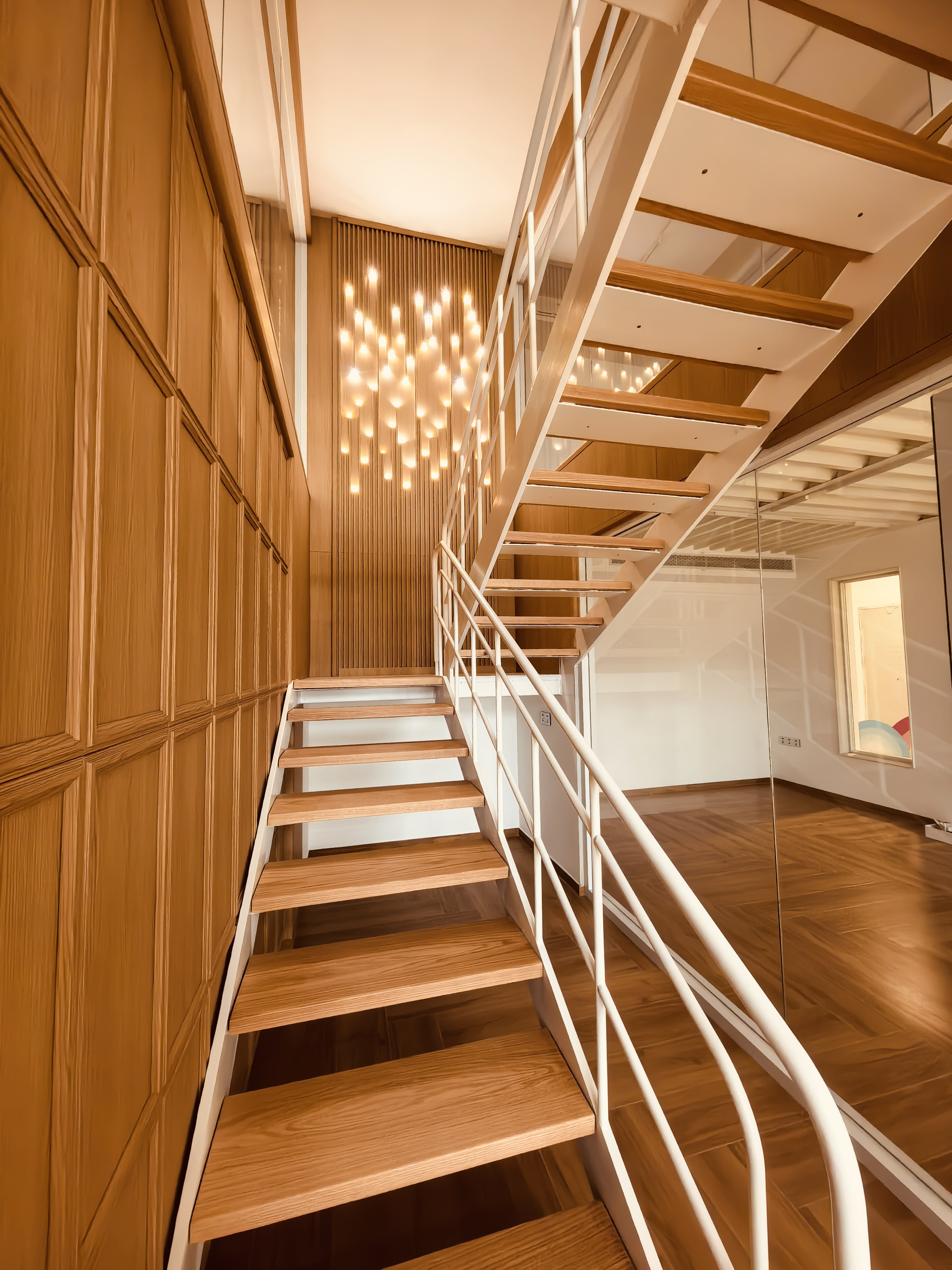 绿地领海广场 4室1厅1卫 15000.0元/月 绿地领海广场 4室1厅1卫 15000.0元/月室内图