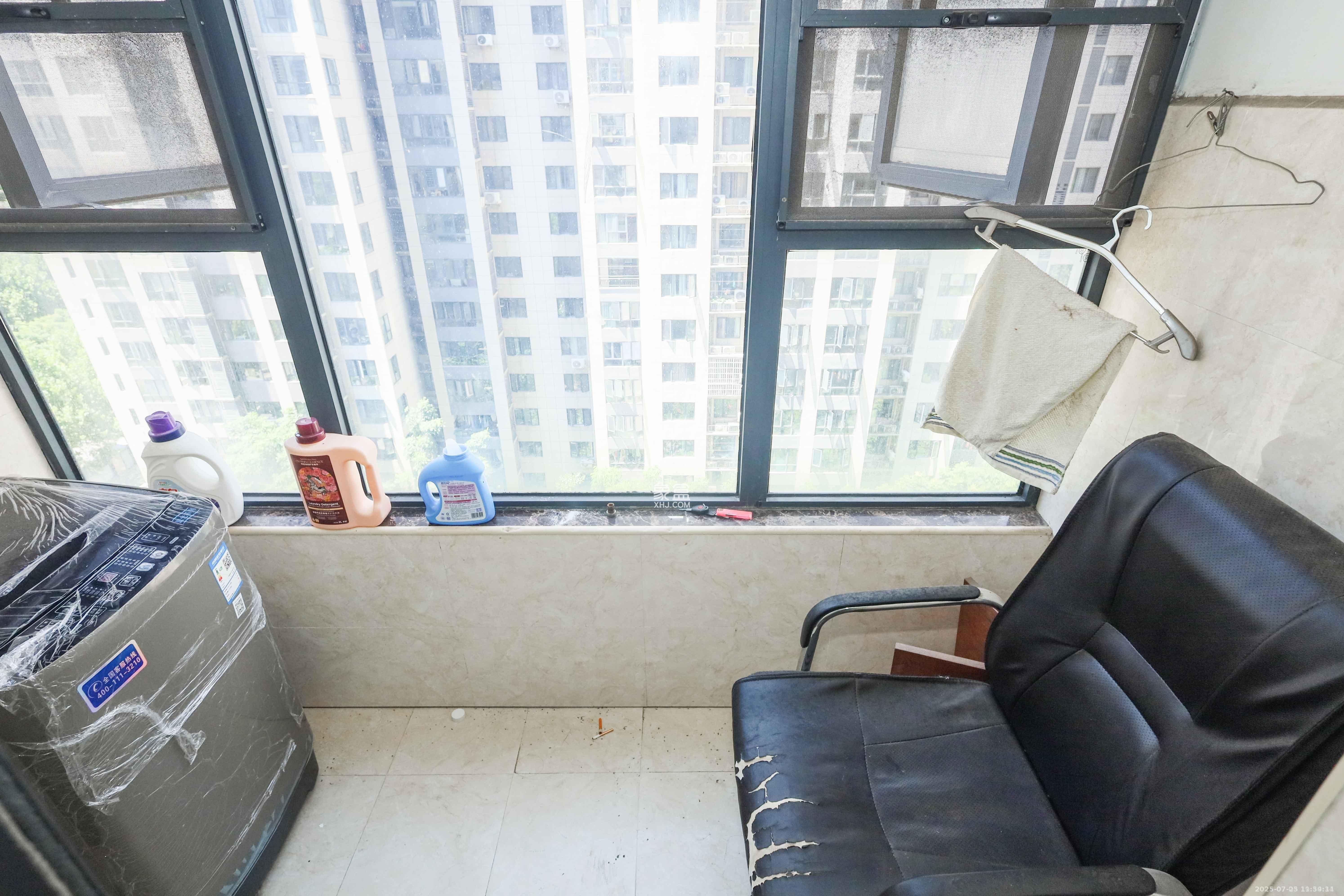 中国铁建梅溪青秀一期 3室2厅1卫 2700.0元/月 中国铁建梅溪青秀一期 3室2厅1卫 2700.0元/月室内图