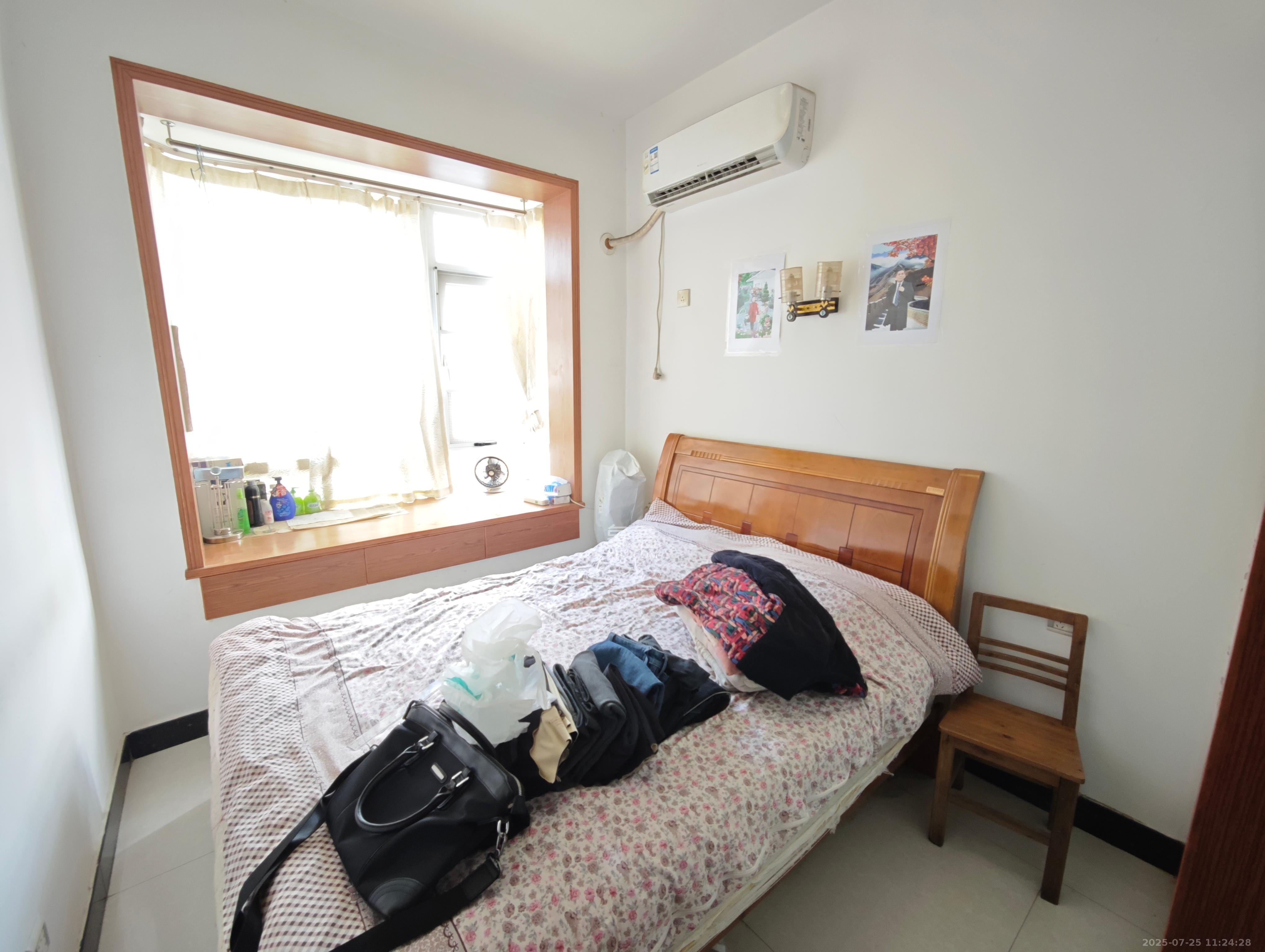 泊爱蓝湾 2室2厅1卫 2200.0元/月 泊爱蓝湾 2室2厅1卫 2200.0元/月室内图