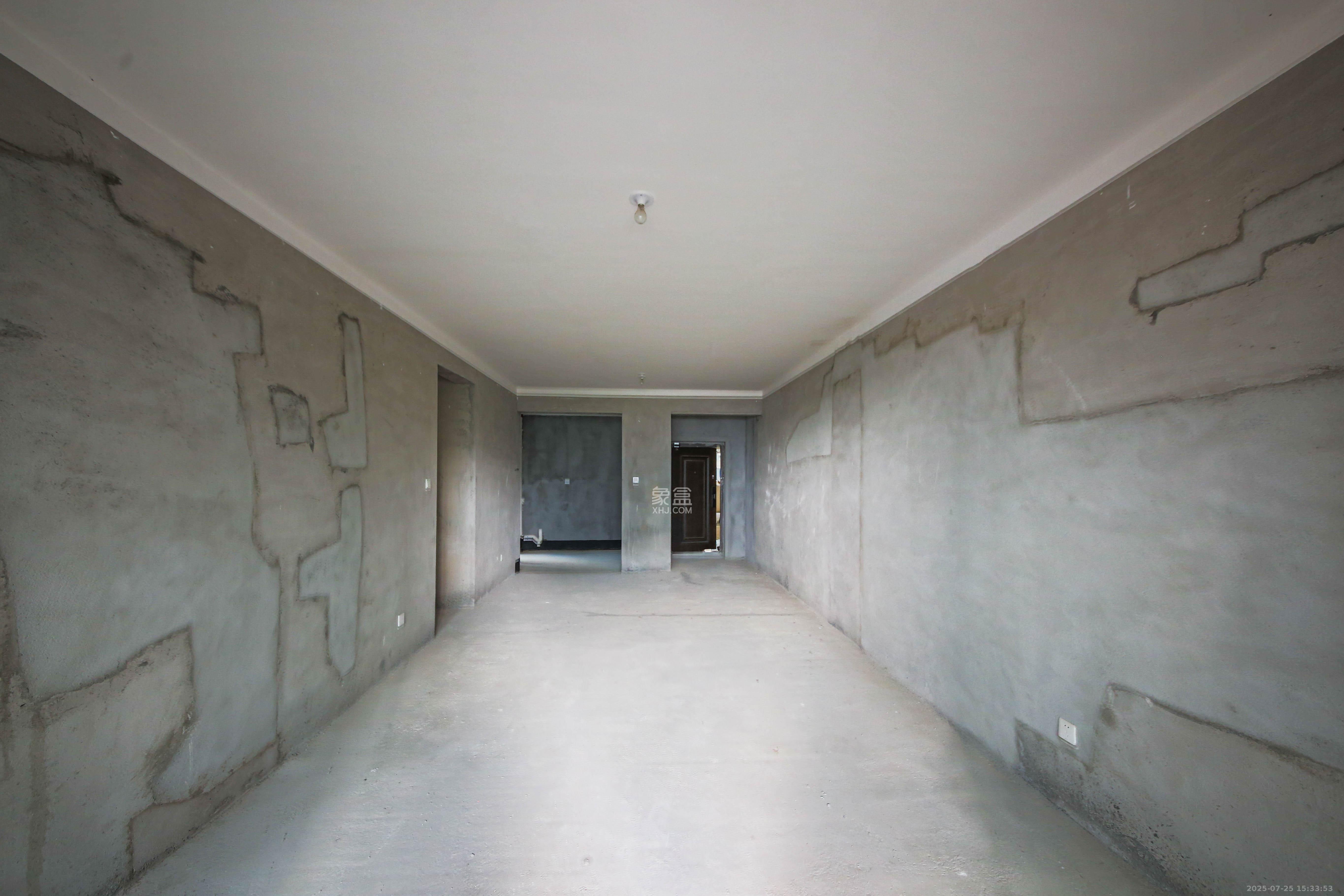 天城国际广场  3室1厅2卫    158.0万 天城国际广场  3室1厅2卫    158.0万