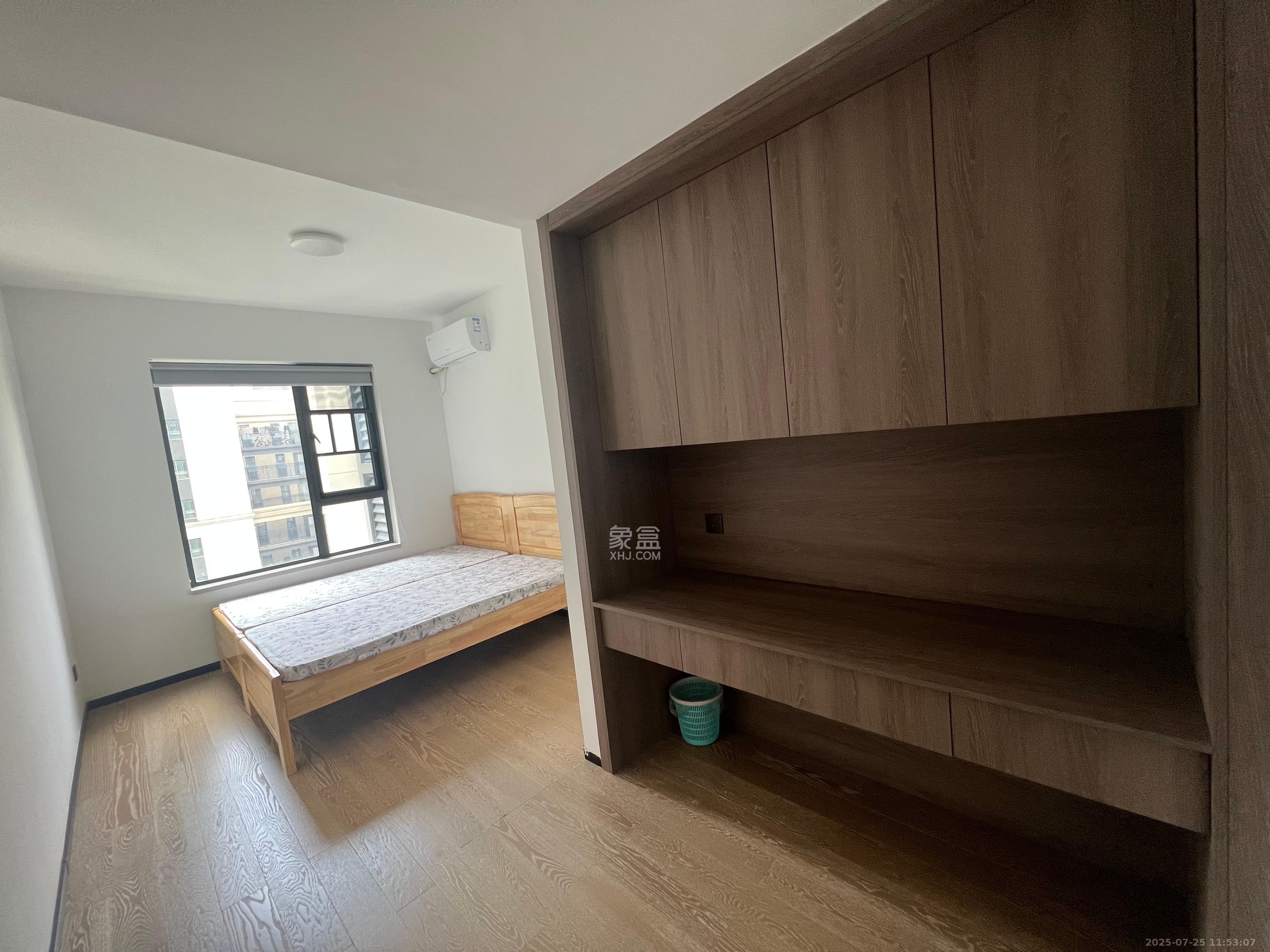 欣利梅溪左岸  4室2厅1卫    3800.0元/月室内图