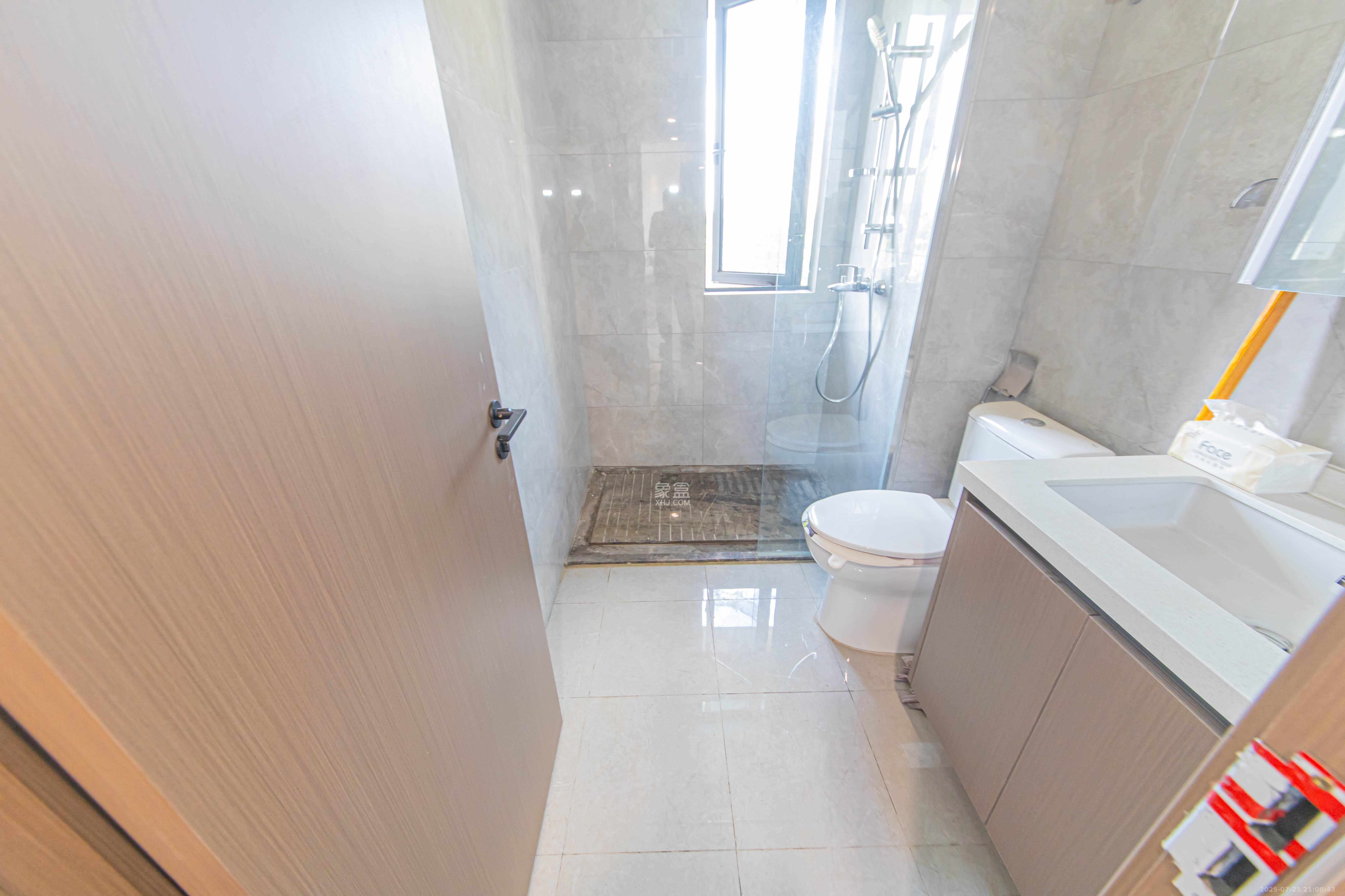 江悦和鸣 3室2厅2卫 209.80万 江悦和鸣 3室2厅2卫 209.80万卫生间