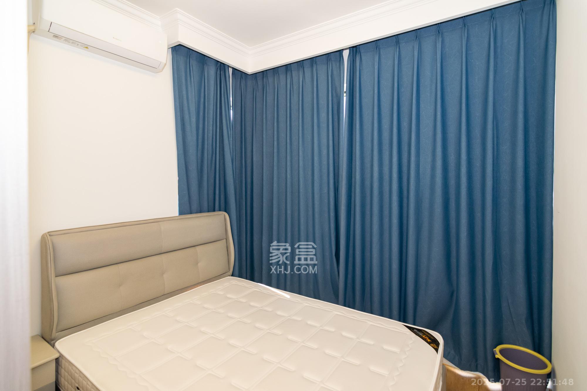 富兴悦府(富兴学府名邸) 3室2厅2卫 70.0万 富兴悦府(富兴学府名邸) 3室2厅2卫 70.0万卧室