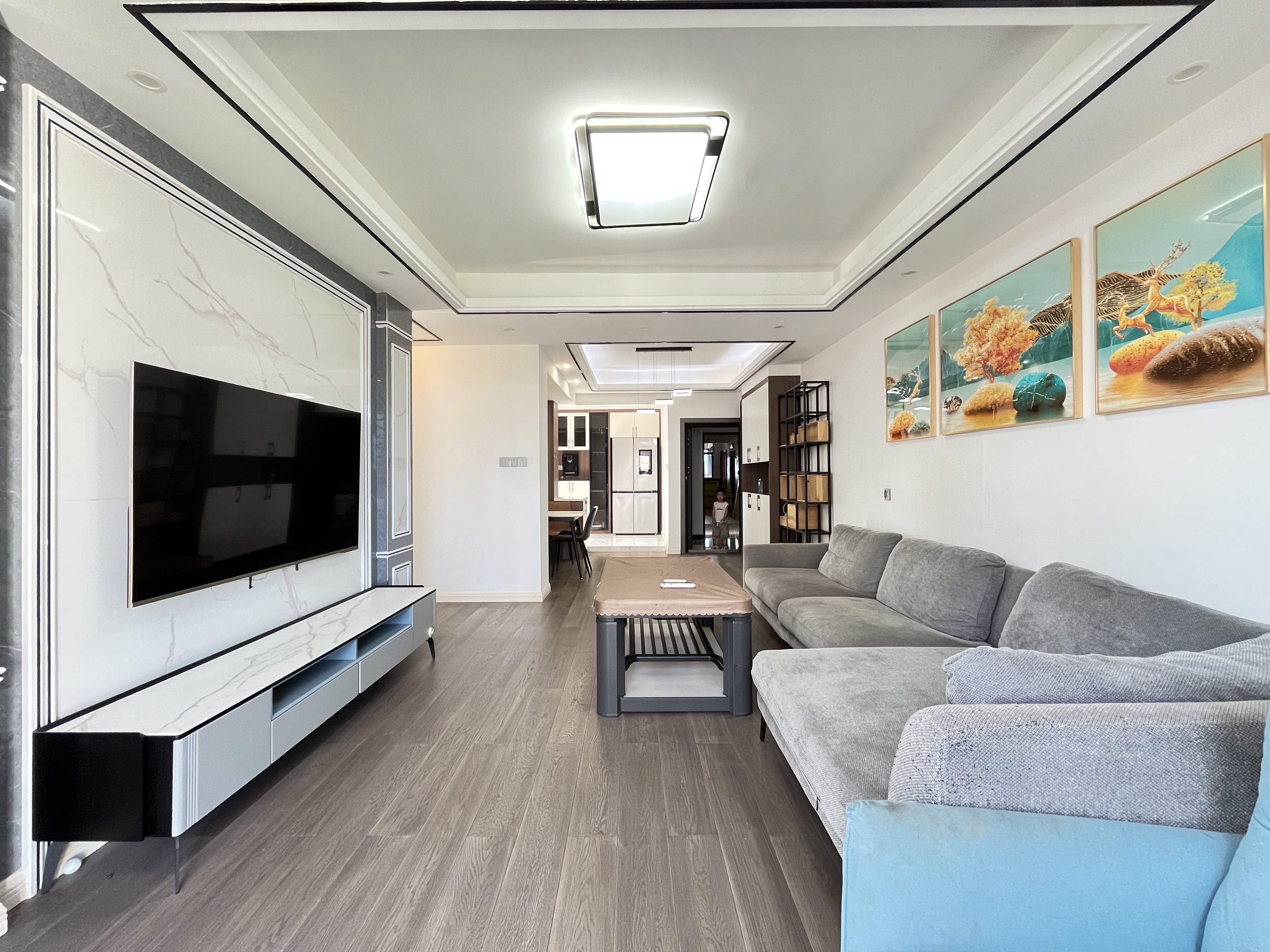 天成国际 3室2厅1卫 2100.0元/月 天成国际 3室2厅1卫 2100.0元/月室内图