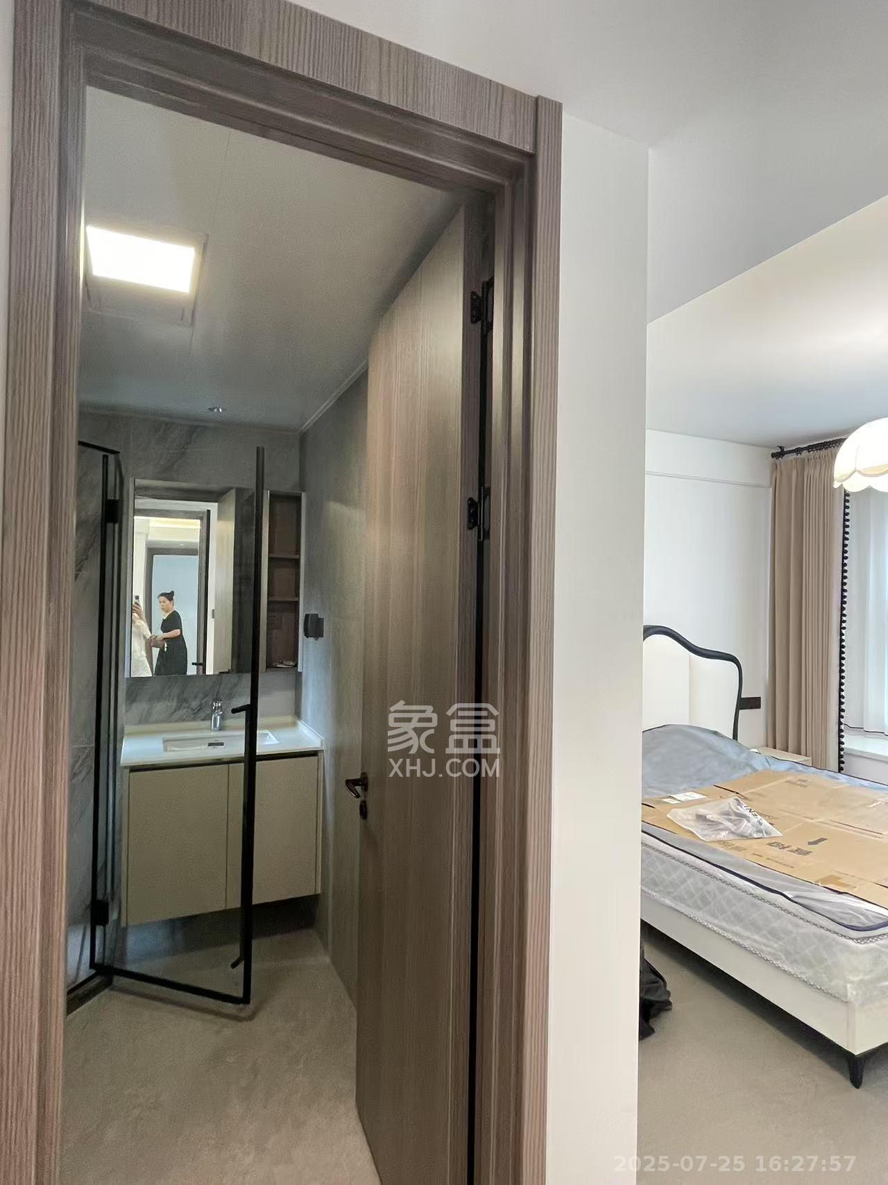 华润置地润樾府  3室2厅2卫   3600.00元/月室内图