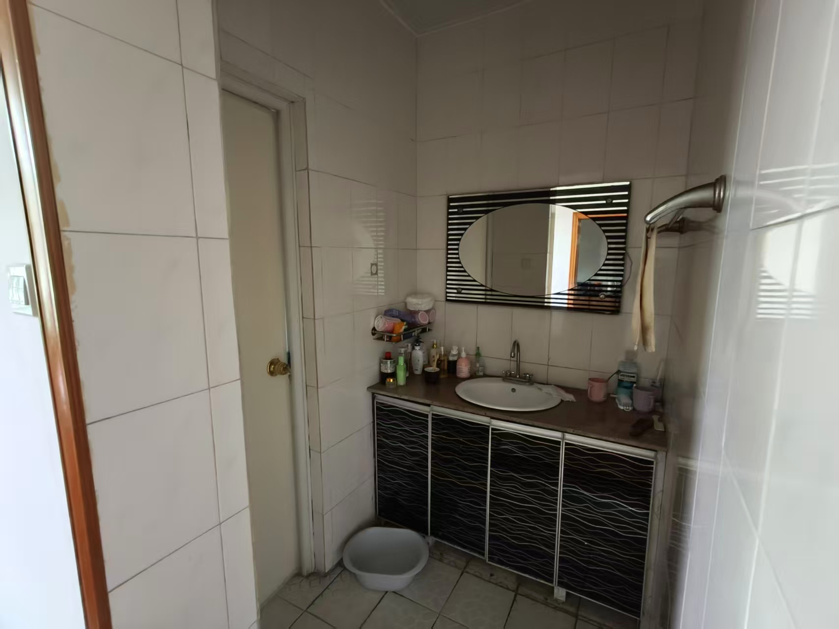 中心医院家属区 3室2厅1卫 1680.0元/月 中心医院家属区 3室2厅1卫 1680.0元/月室内图