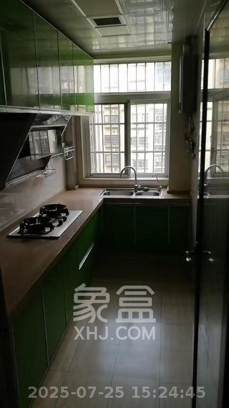 银太家园  3室2厅1卫   2400.00元/月室内图