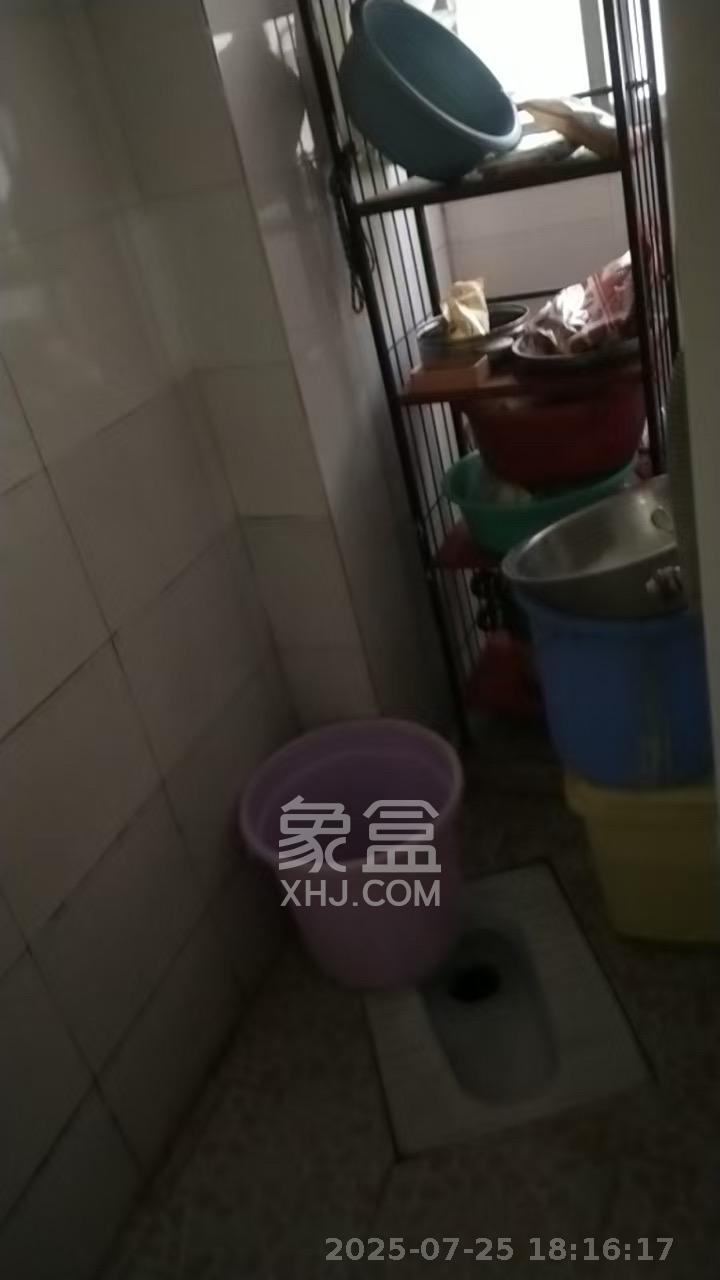 曙光小区  2室1厅1卫   1800.00元/月室内图