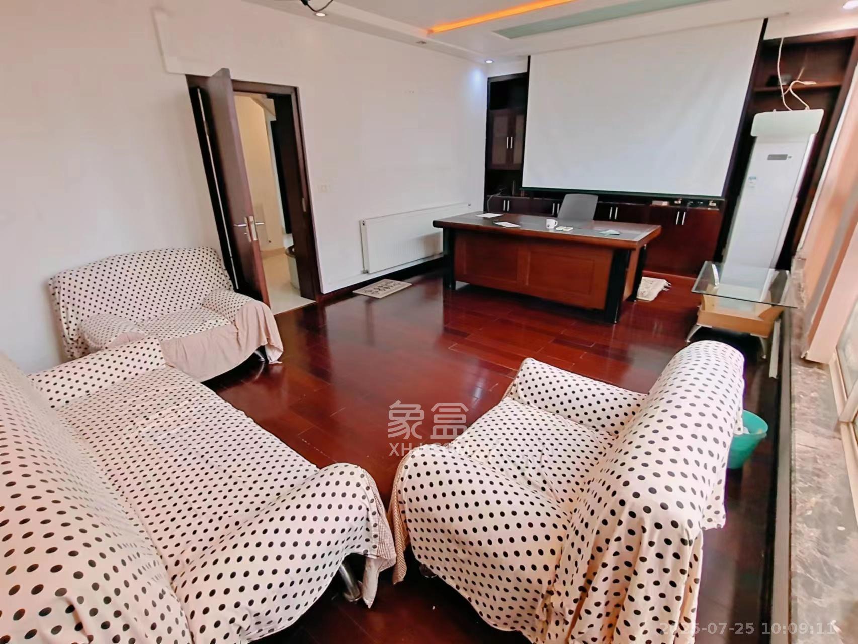 湘中海星之都  6室2厅3卫    3800.0元/月 湘中海星之都  6室2厅3卫    3800.0元/月室内图