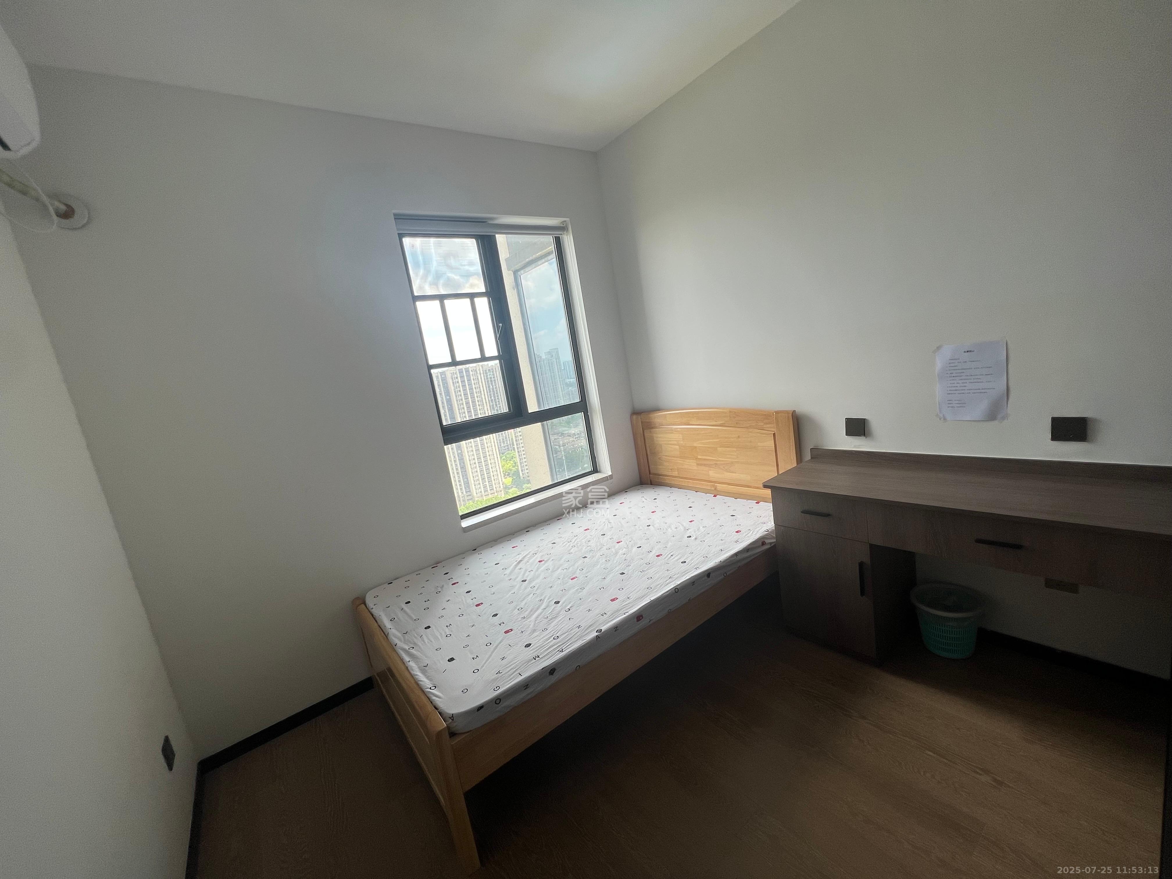 欣利梅溪左岸 4室2厅1卫 3800.0元/月 欣利梅溪左岸 4室2厅1卫 3800.0元/月室内图