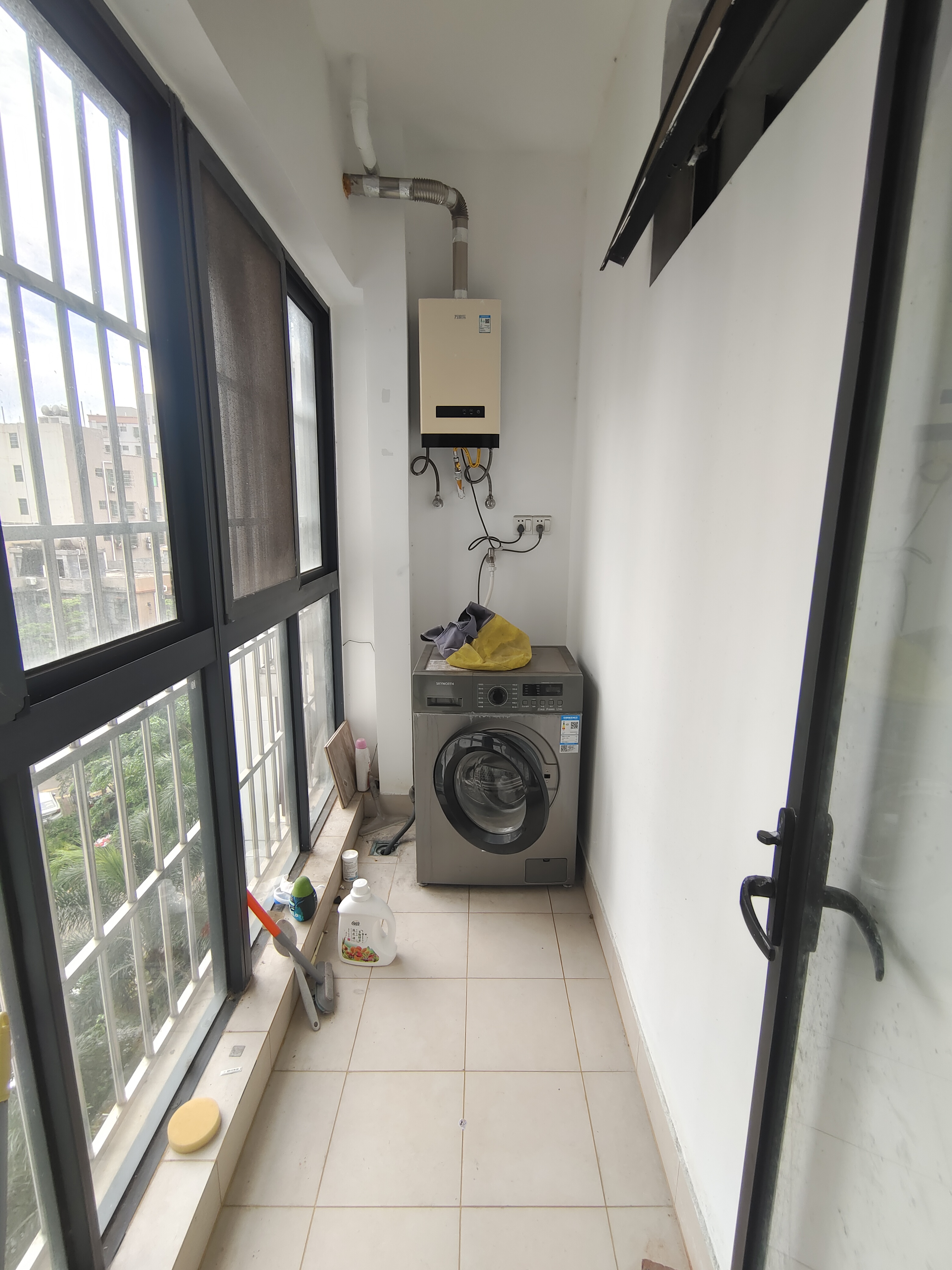永升华府  3室2厅1卫   2700.00元/月室内图