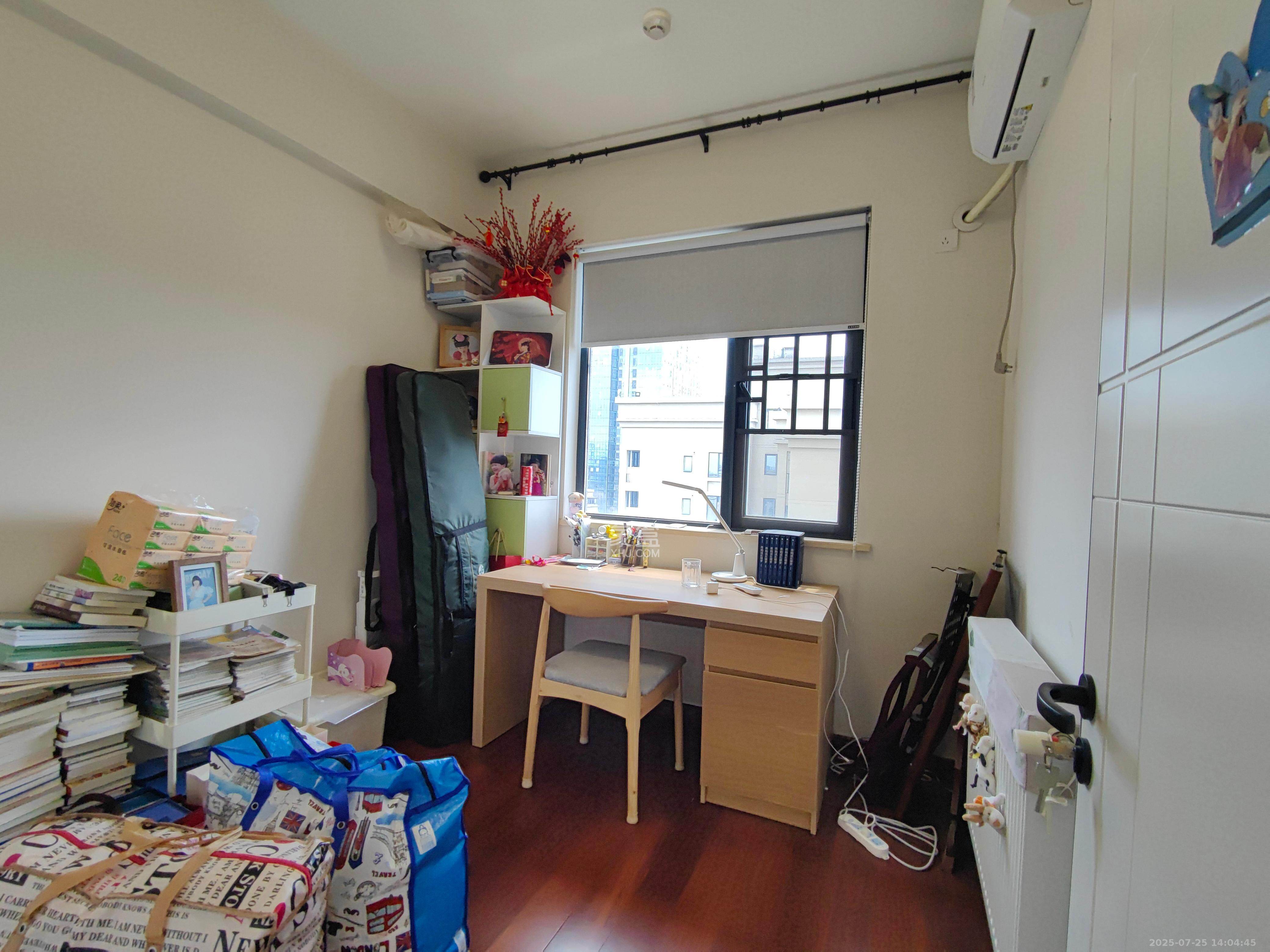 中建梅溪湖中心  3室2厅2卫   3500.00元/月室内图
