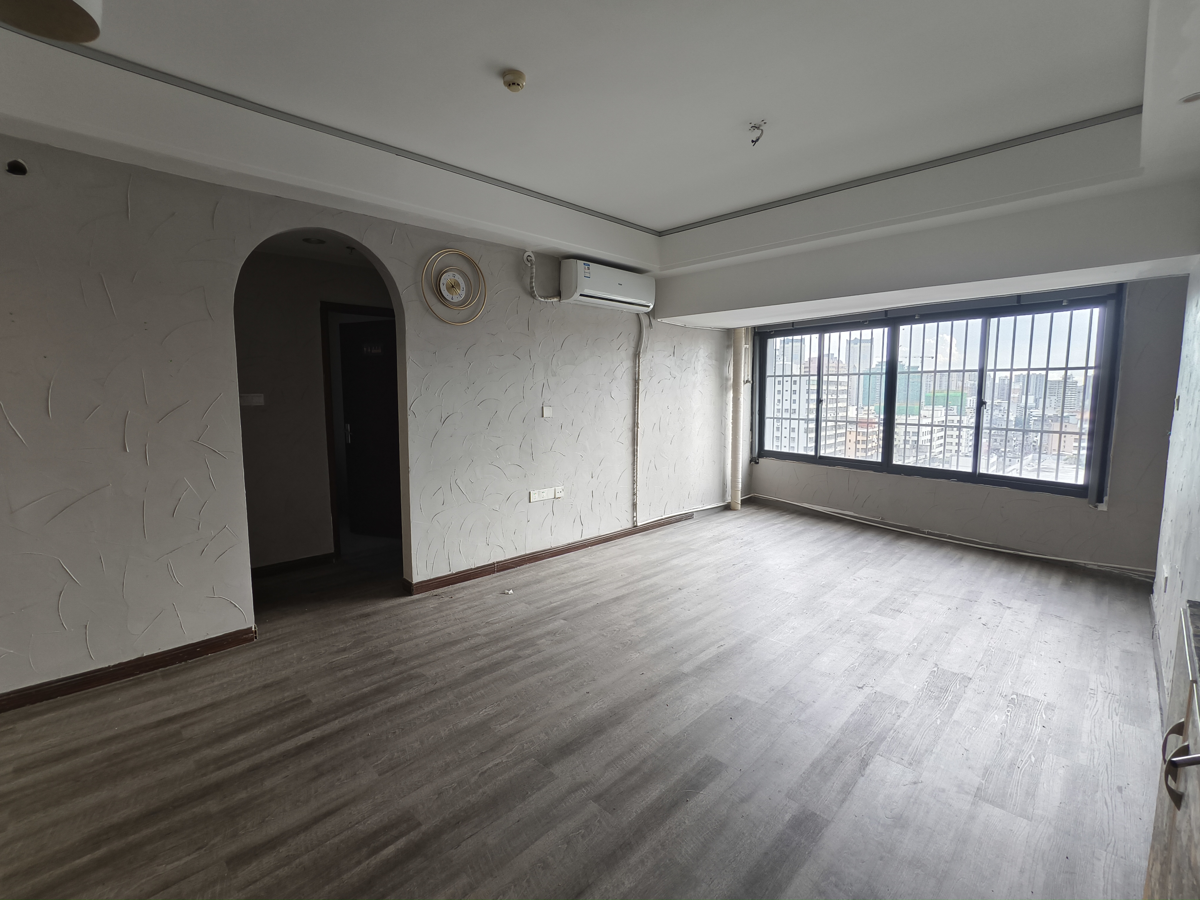 望海国际广场 1室0厅0卫 4000.0元/月 望海国际广场 1室0厅0卫 4000.0元/月室内图