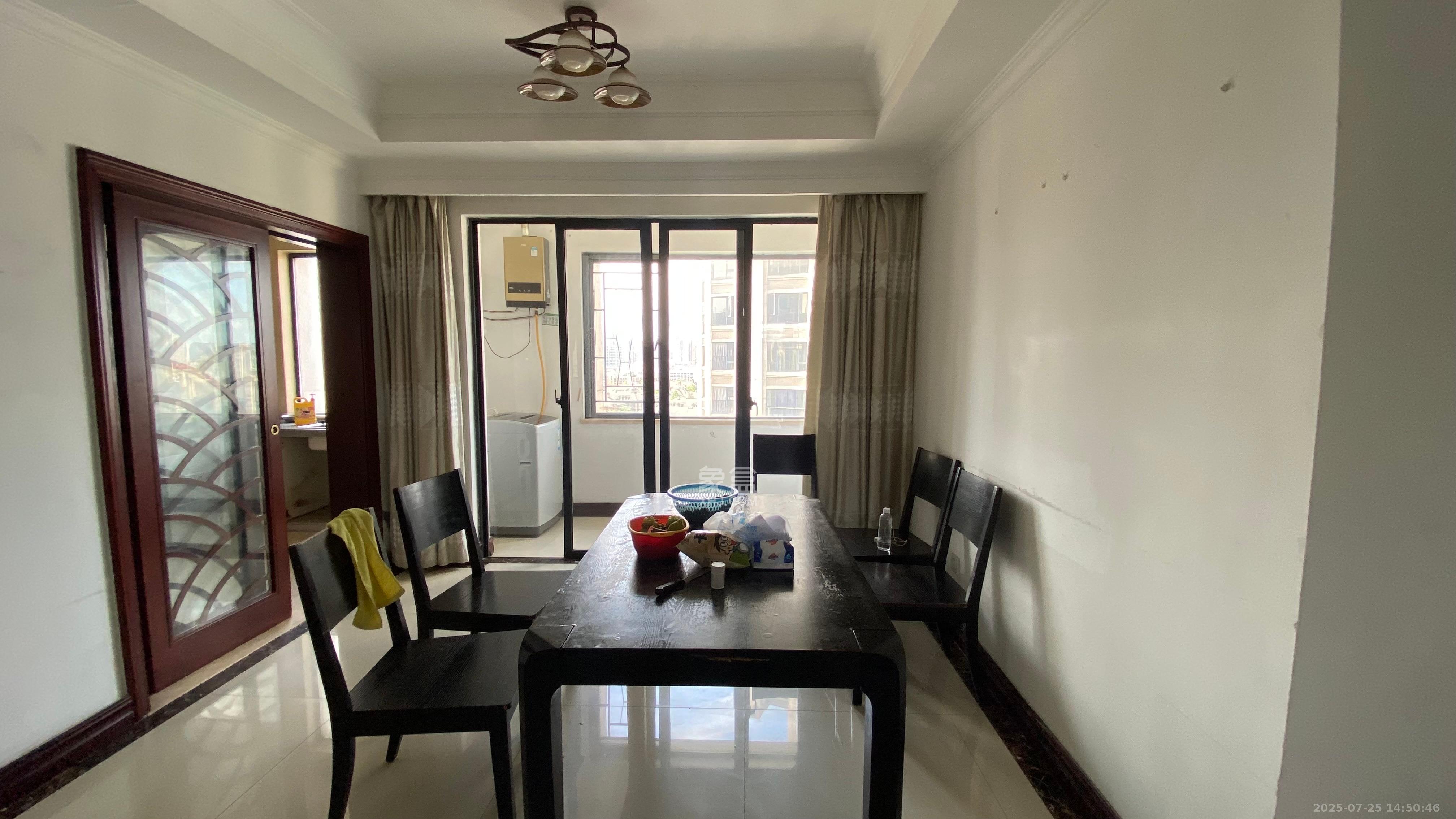 茂华禧都会  3室2厅2卫    2800.0元/月室内图