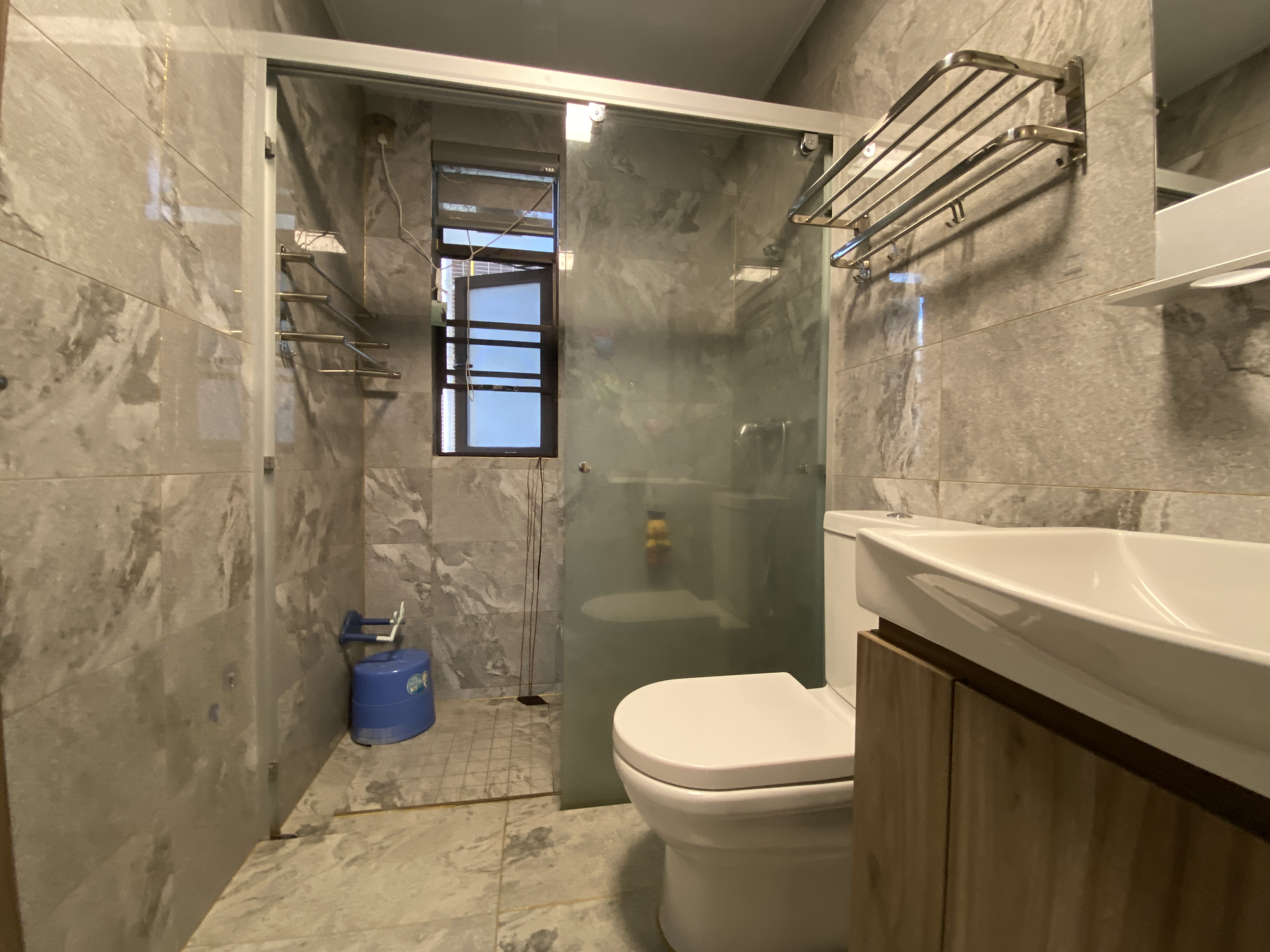 滨江海岸三期 3室2厅2卫 4200.0元/月 滨江海岸三期 3室2厅2卫 4200.0元/月室内图