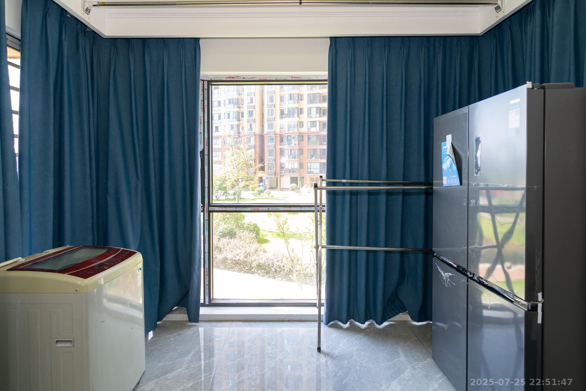 富兴悦府(富兴学府名邸) 3室2厅2卫 70.0万 富兴悦府(富兴学府名邸) 3室2厅2卫 70.0万阳台