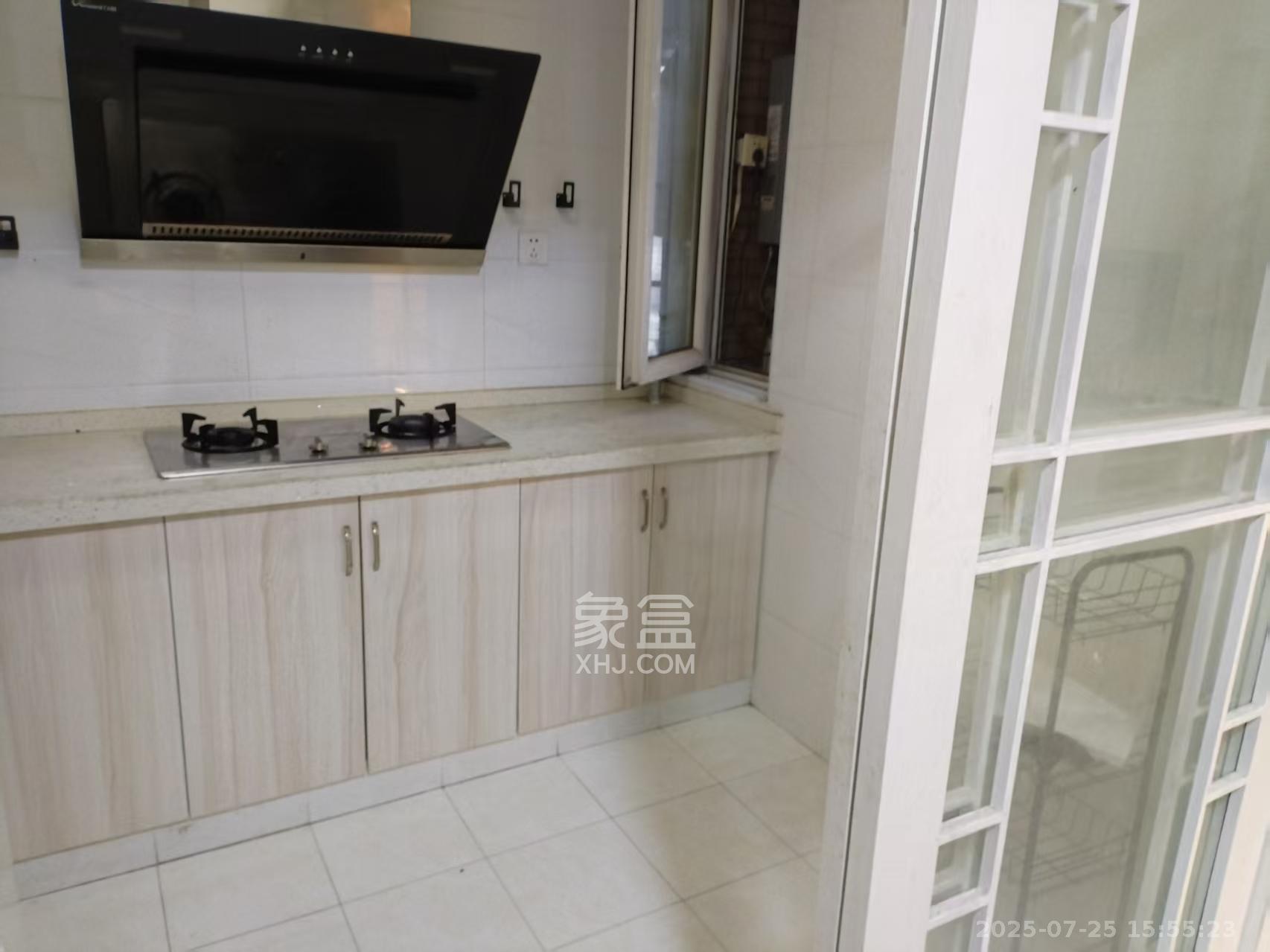 紫晶城 2室2厅1卫 1600.0元/月 紫晶城 2室2厅1卫 1600.0元/月室内图