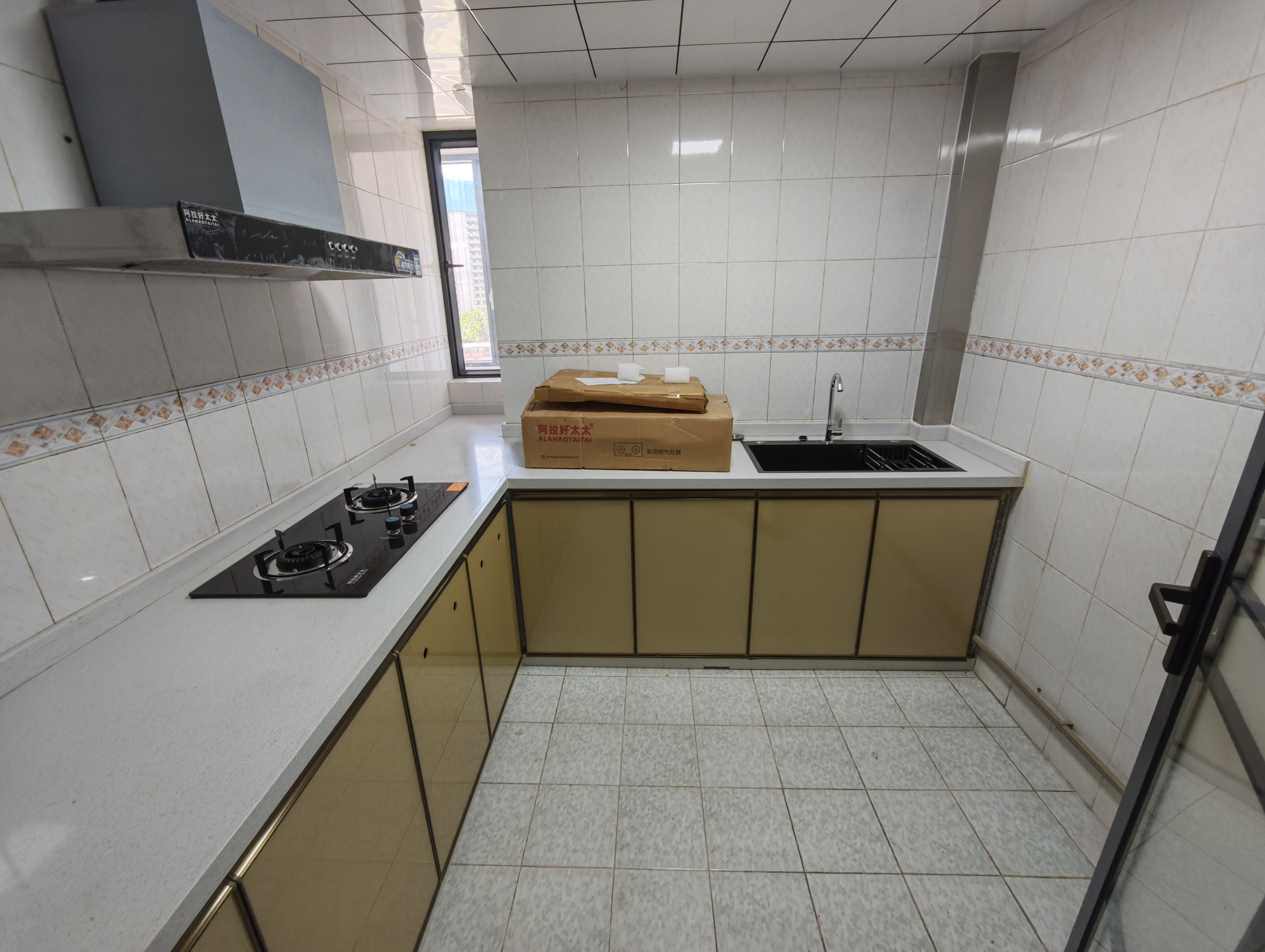 马坡小区 1室1厅1卫 1200.0元/月 马坡小区 1室1厅1卫 1200.0元/月室内图