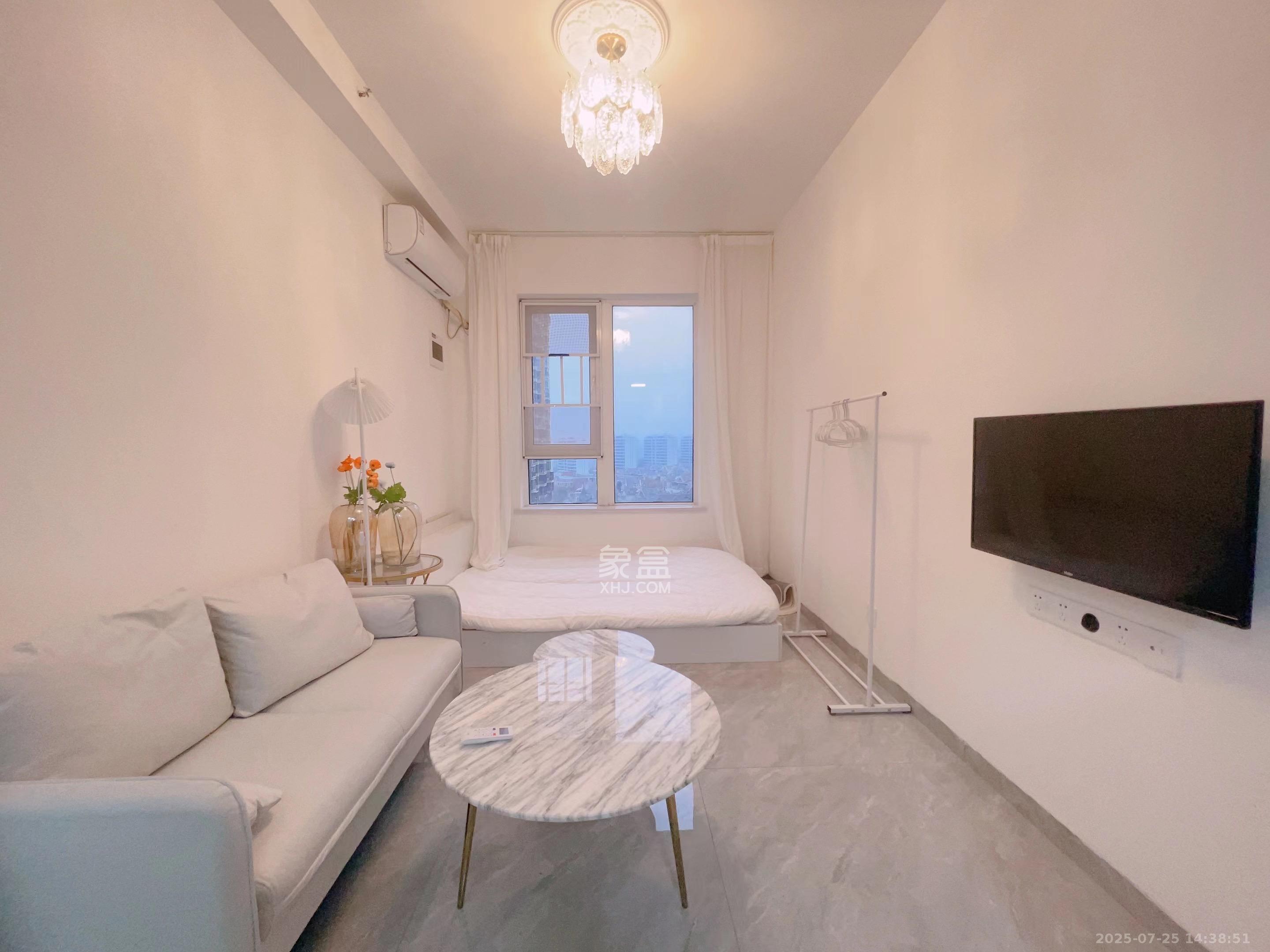 保利香槟国际 1室1厅1卫 1000.0元/月 保利香槟国际 1室1厅1卫 1000.0元/月室内图