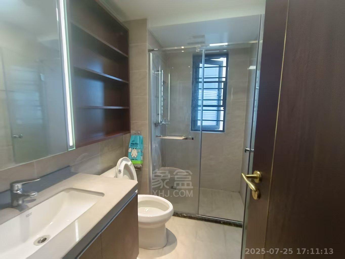 株洲恒大悦珑台 4室2厅2卫 2500.0元/月 株洲恒大悦珑台 4室2厅2卫 2500.0元/月室内图