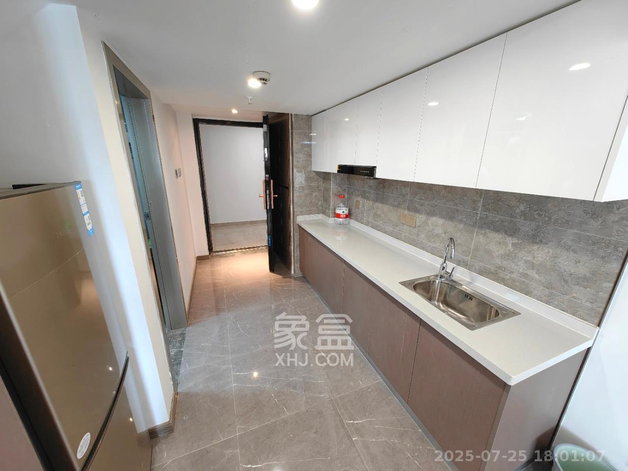梦想新天地  2室1厅1卫   2200.00元/月室内图