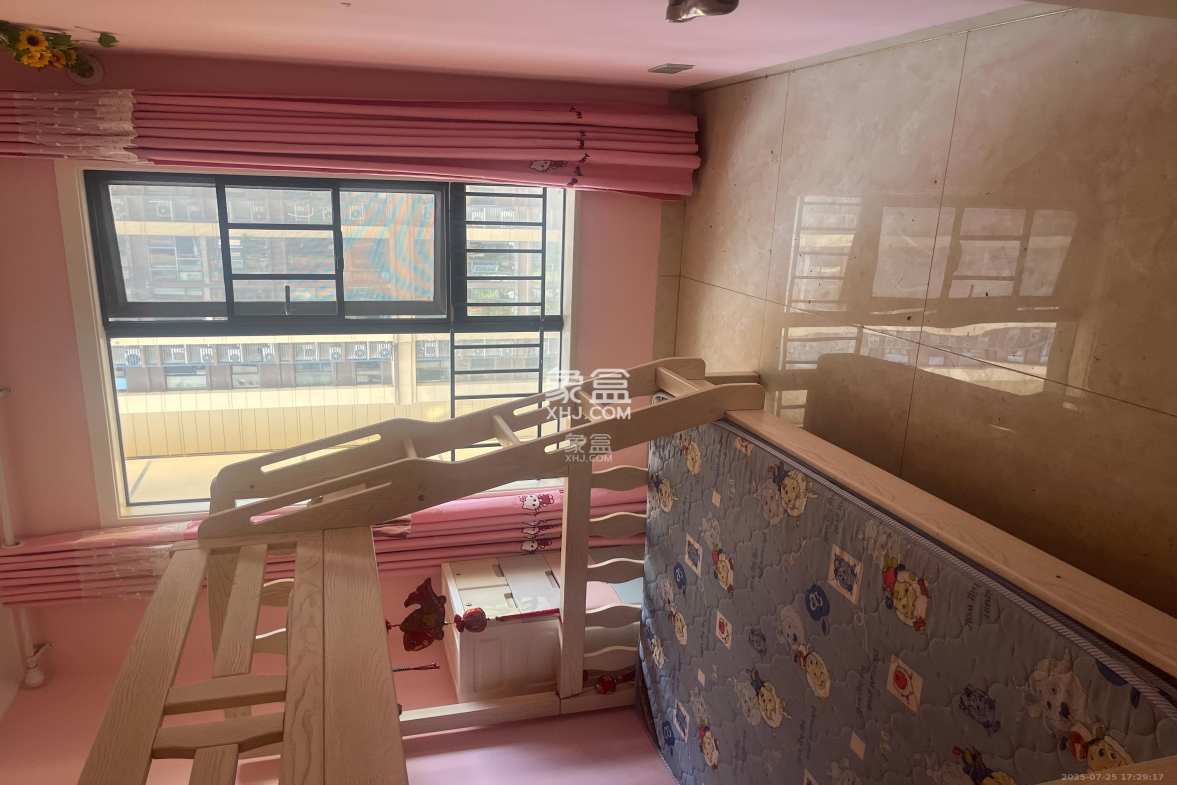 保利城(中航城国际社区、郡原美村)  3室2厅1卫    3000.0元/月 保利城(中航城国际社区、郡原美村)  3室2厅1卫    3000.0元/月室内图1