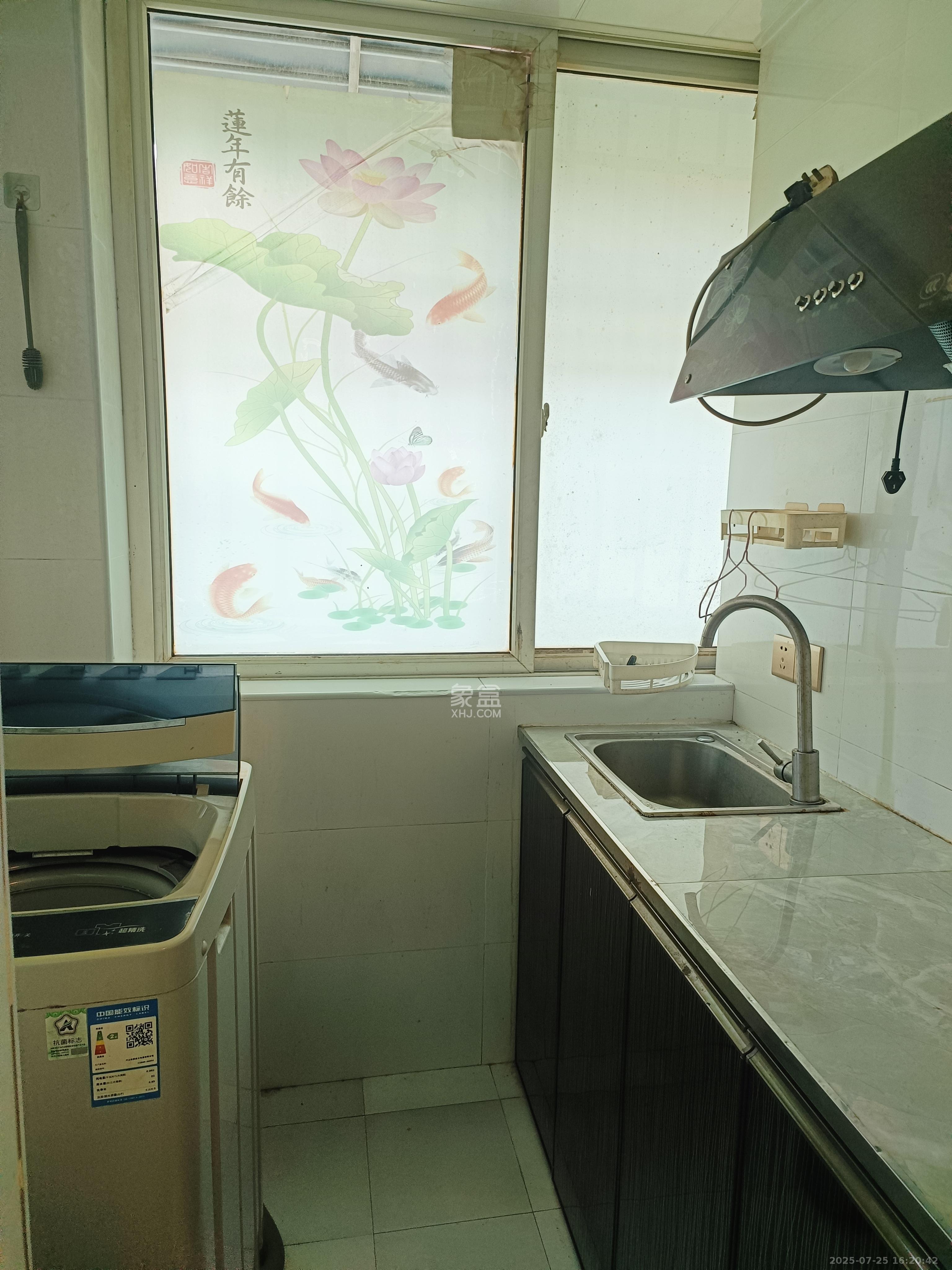 月湖安置小区(马栏山小区) 1室1厅1卫 1200.0元/月 月湖安置小区(马栏山小区) 1室1厅1卫 1200.0元/月室内图