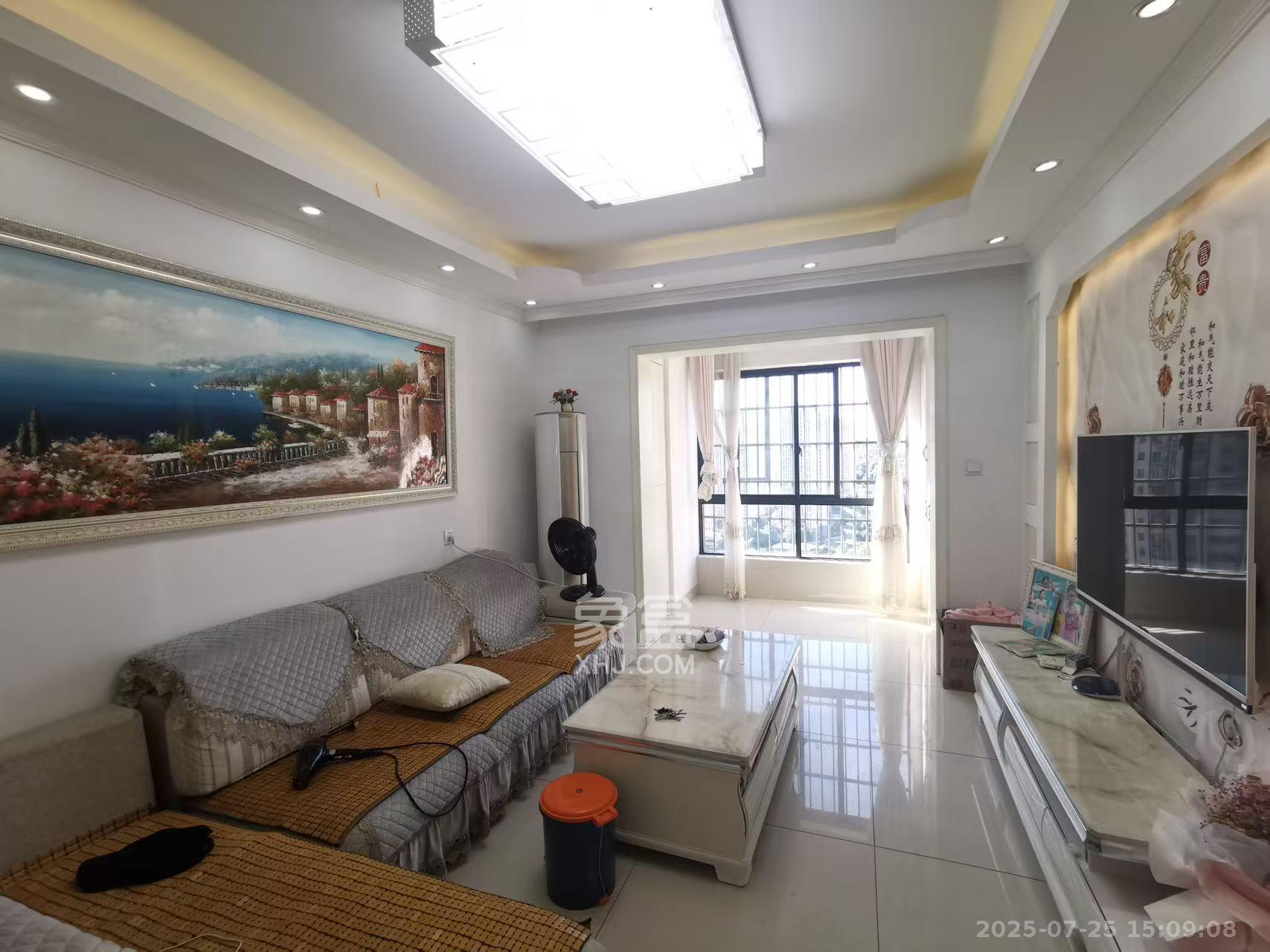 天麓尚层 2室2厅1卫 2200.0元/月 天麓尚层 2室2厅1卫 2200.0元/月室内图