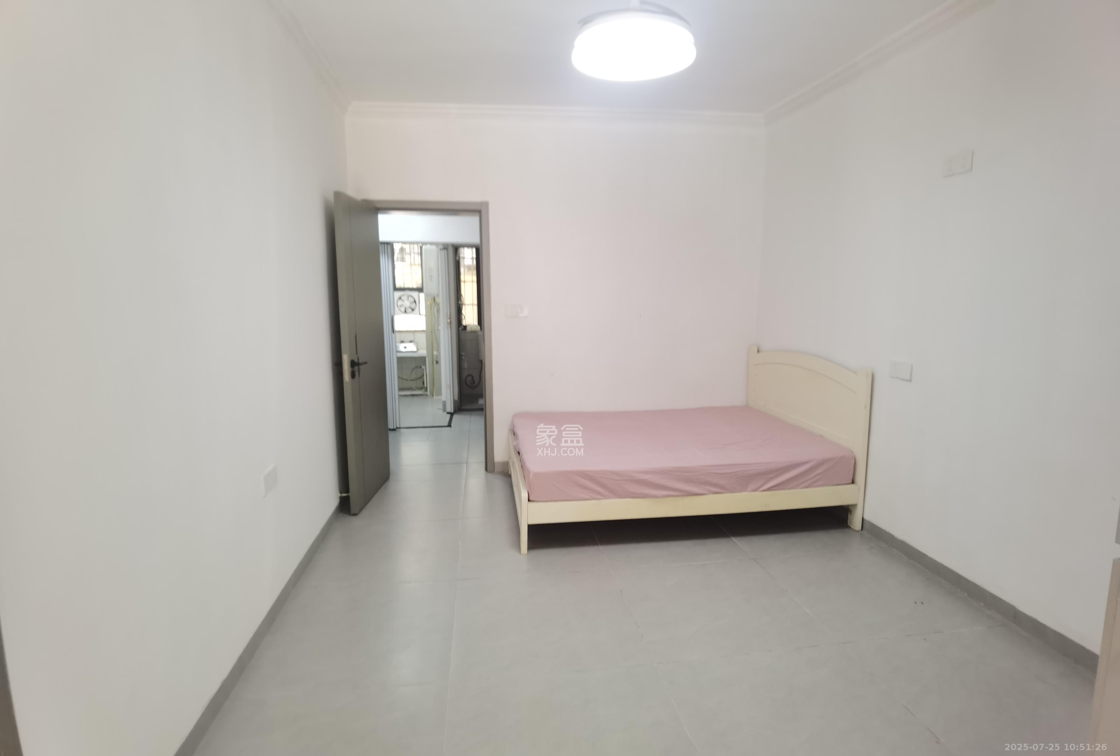 砂子塘社区  1室1厅1卫    1600.0元/月室内图