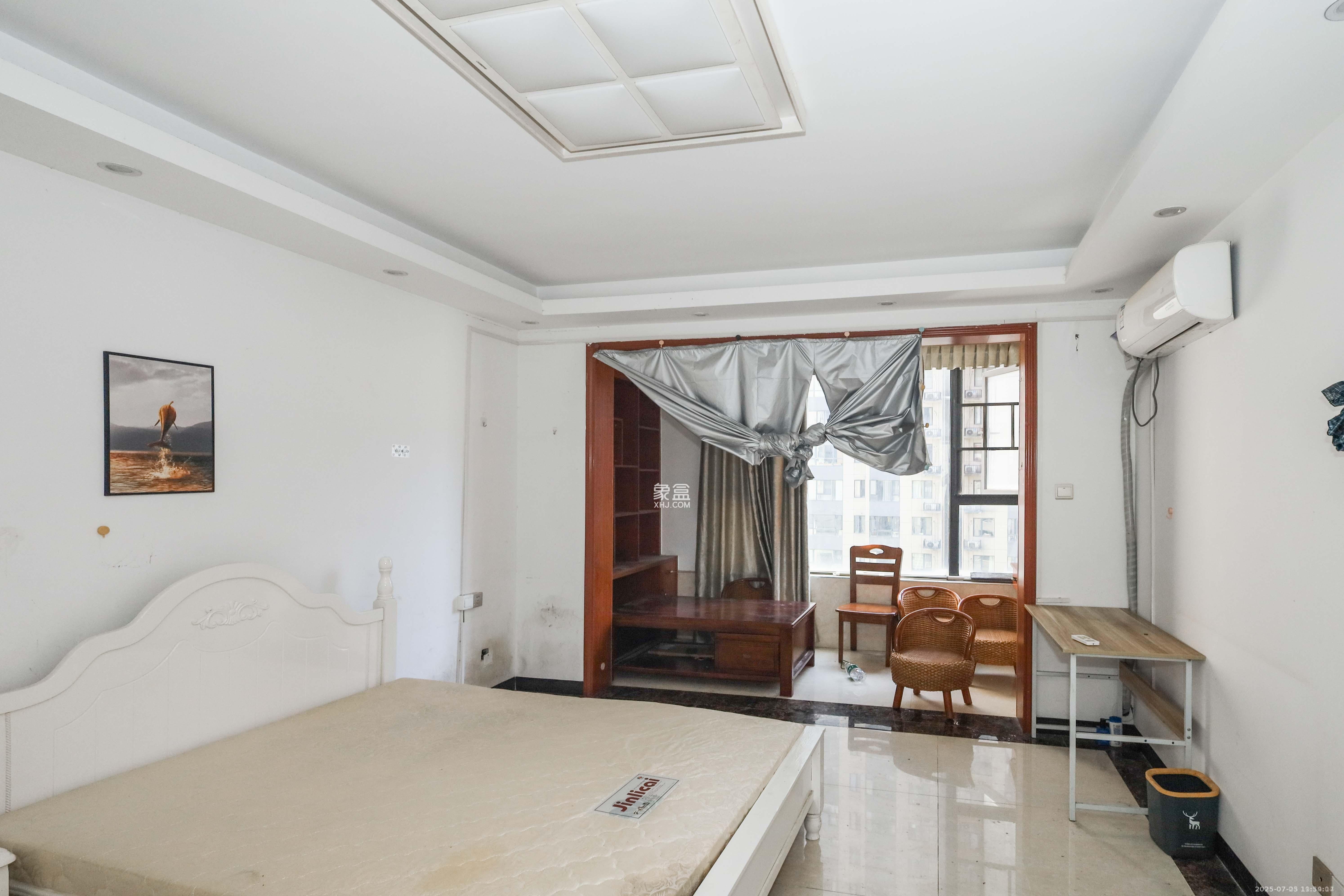 中国铁建梅溪青秀一期 3室2厅1卫 2700.0元/月 中国铁建梅溪青秀一期 3室2厅1卫 2700.0元/月室内图