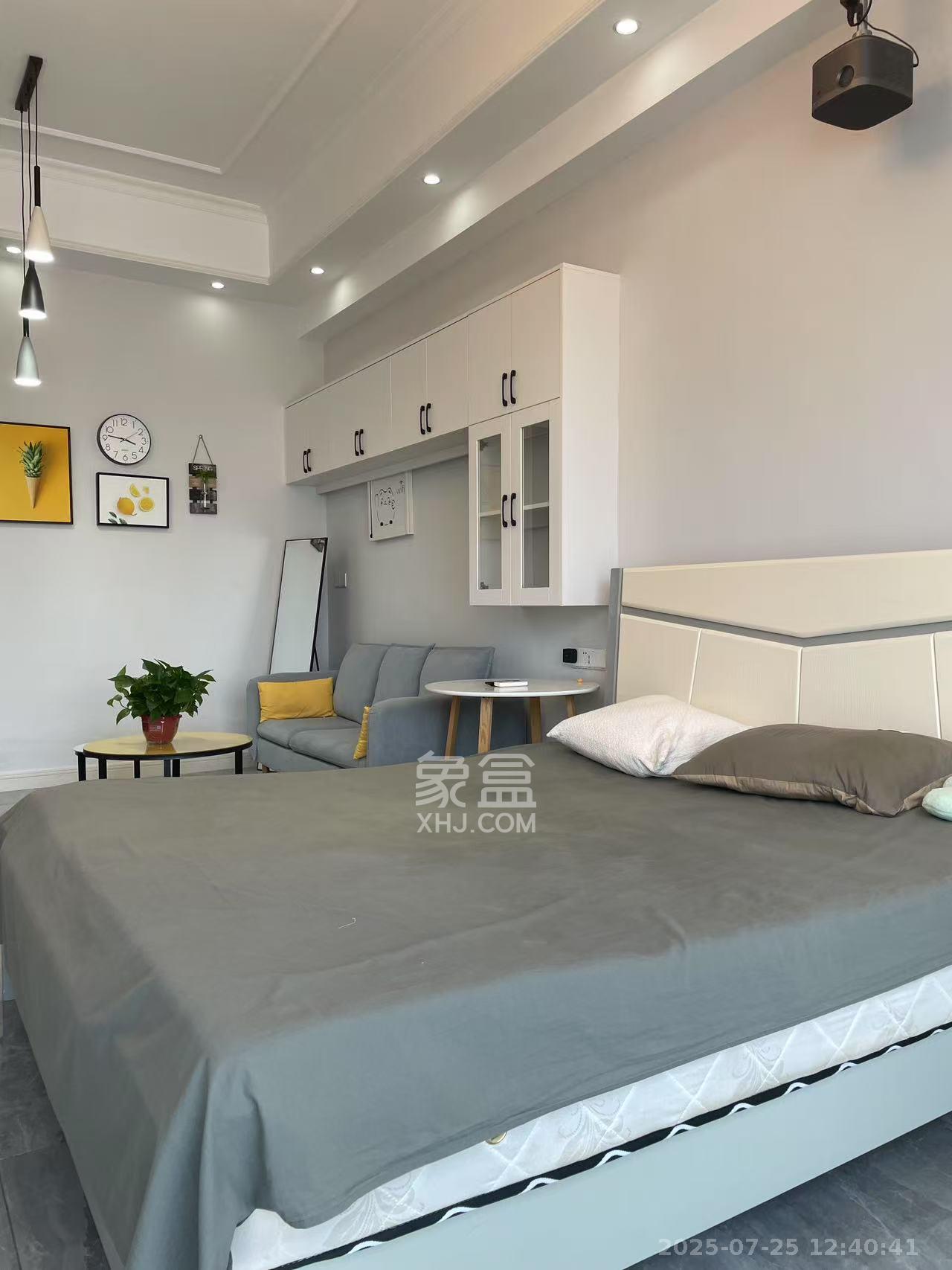 奥克斯滨仕花园(奥克斯洋湖广场/奥克斯中心) 1室1厅1卫 1900.0元/月 奥克斯滨仕花园(奥克斯洋湖广场/奥克斯中心) 1室1厅1卫 1900.0元/月室内图