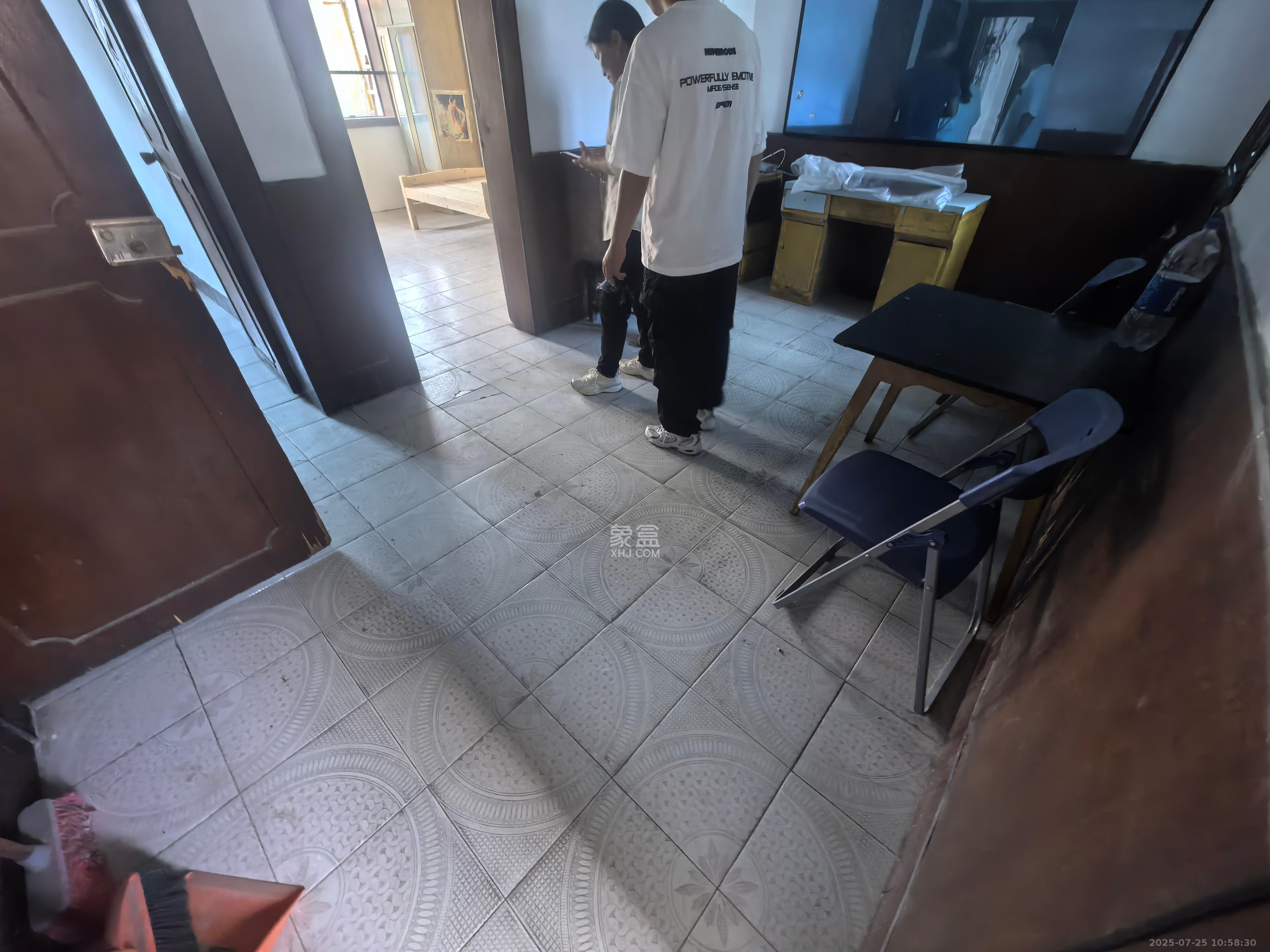 狮子山一片 2室1厅1卫 800.0元/月 狮子山一片 2室1厅1卫 800.0元/月室内图