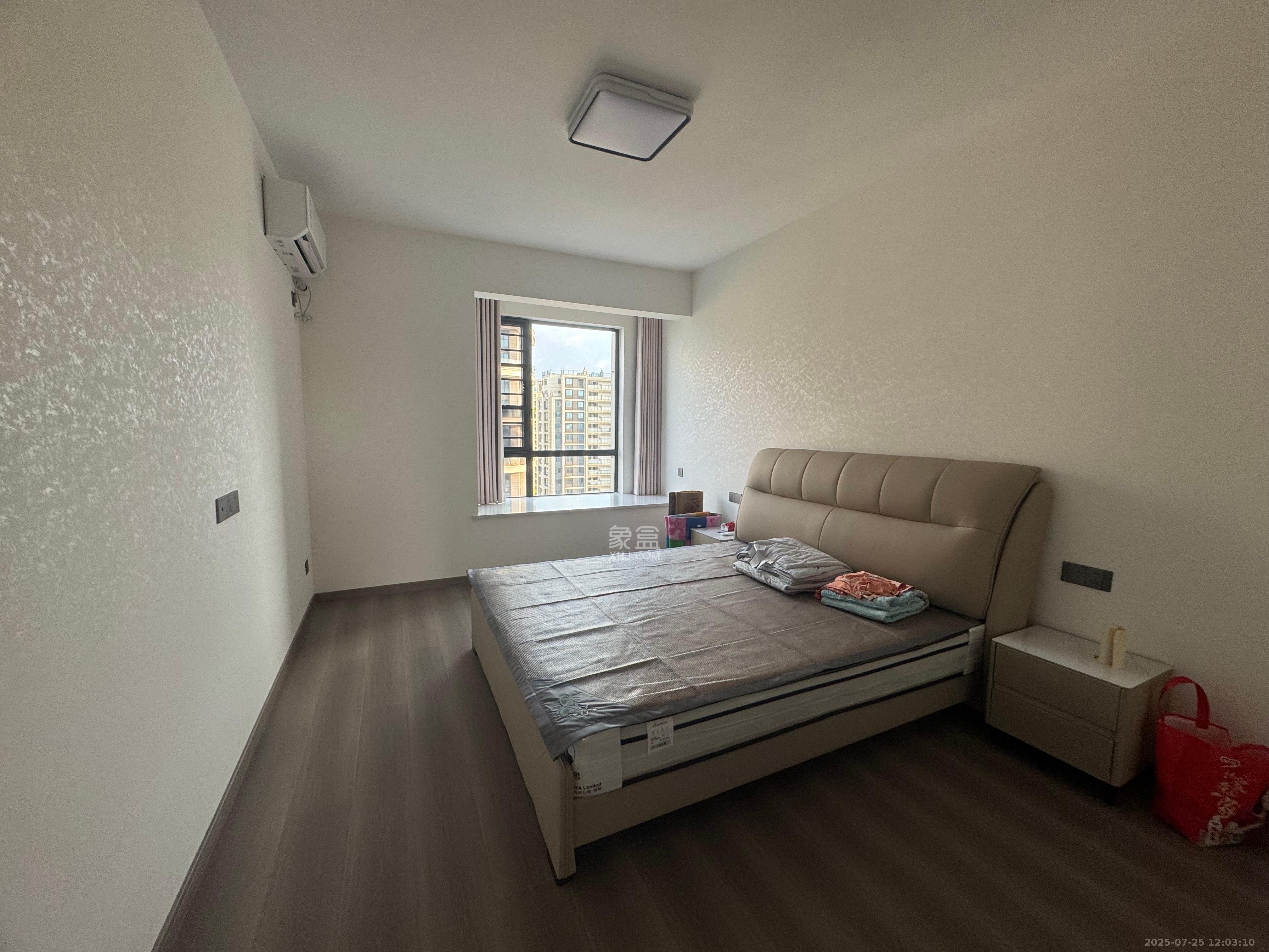 玺宇悦城国际 3室2厅2卫 2000.0元/月 玺宇悦城国际 3室2厅2卫 2000.0元/月室内图