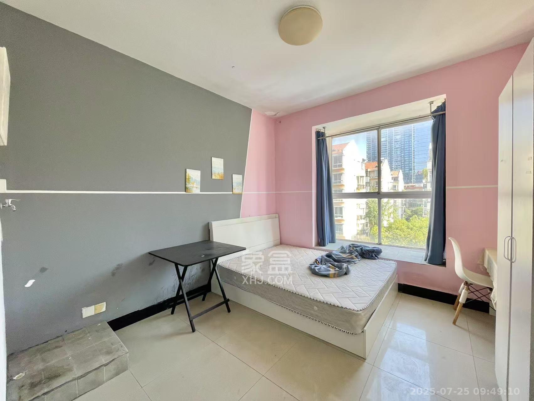 惠泽园 4室2厅2卫 3000.0元/月 惠泽园 4室2厅2卫 3000.0元/月室内图