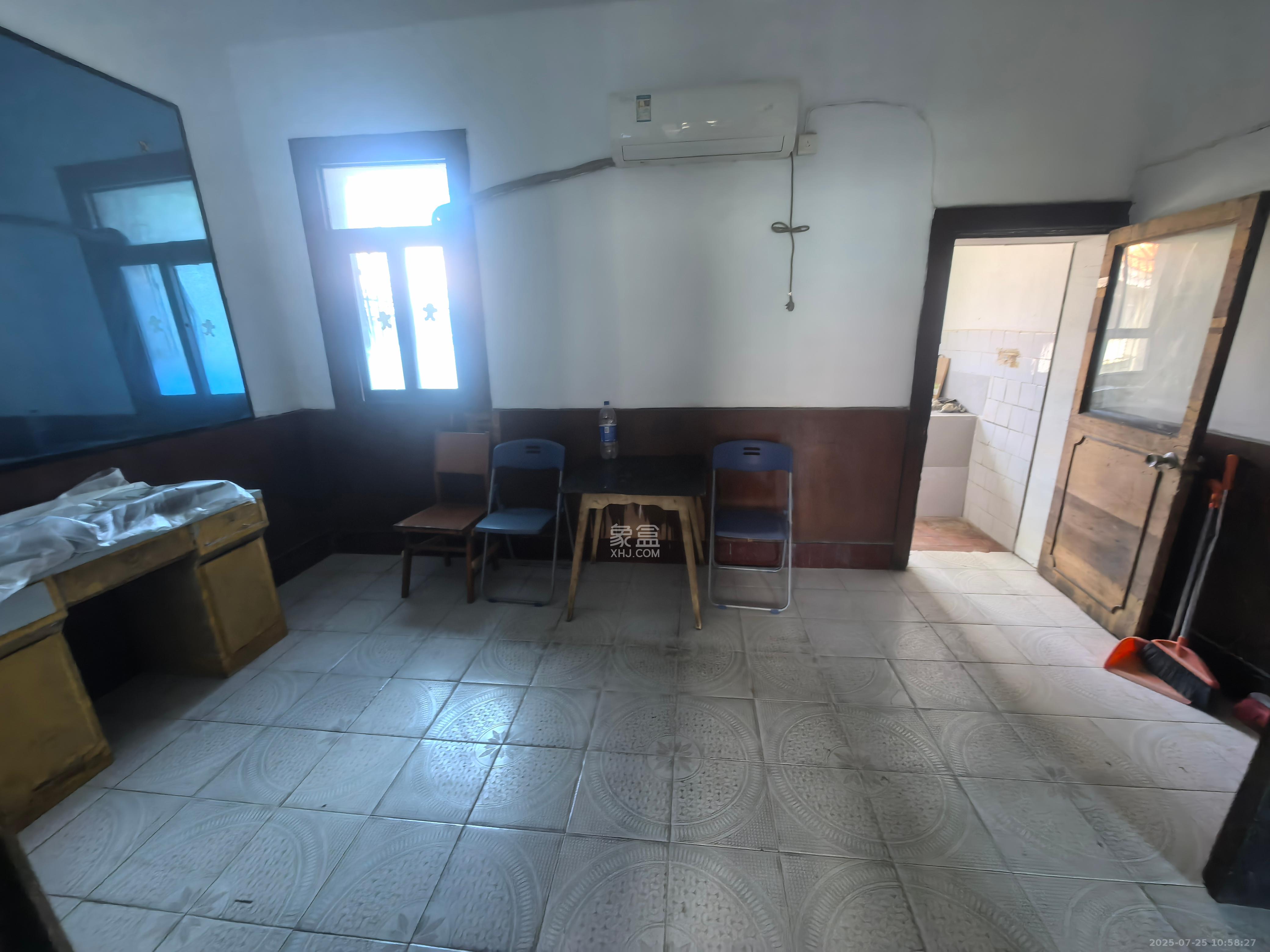 狮子山一片 2室1厅1卫 800.0元/月 狮子山一片 2室1厅1卫 800.0元/月室内图