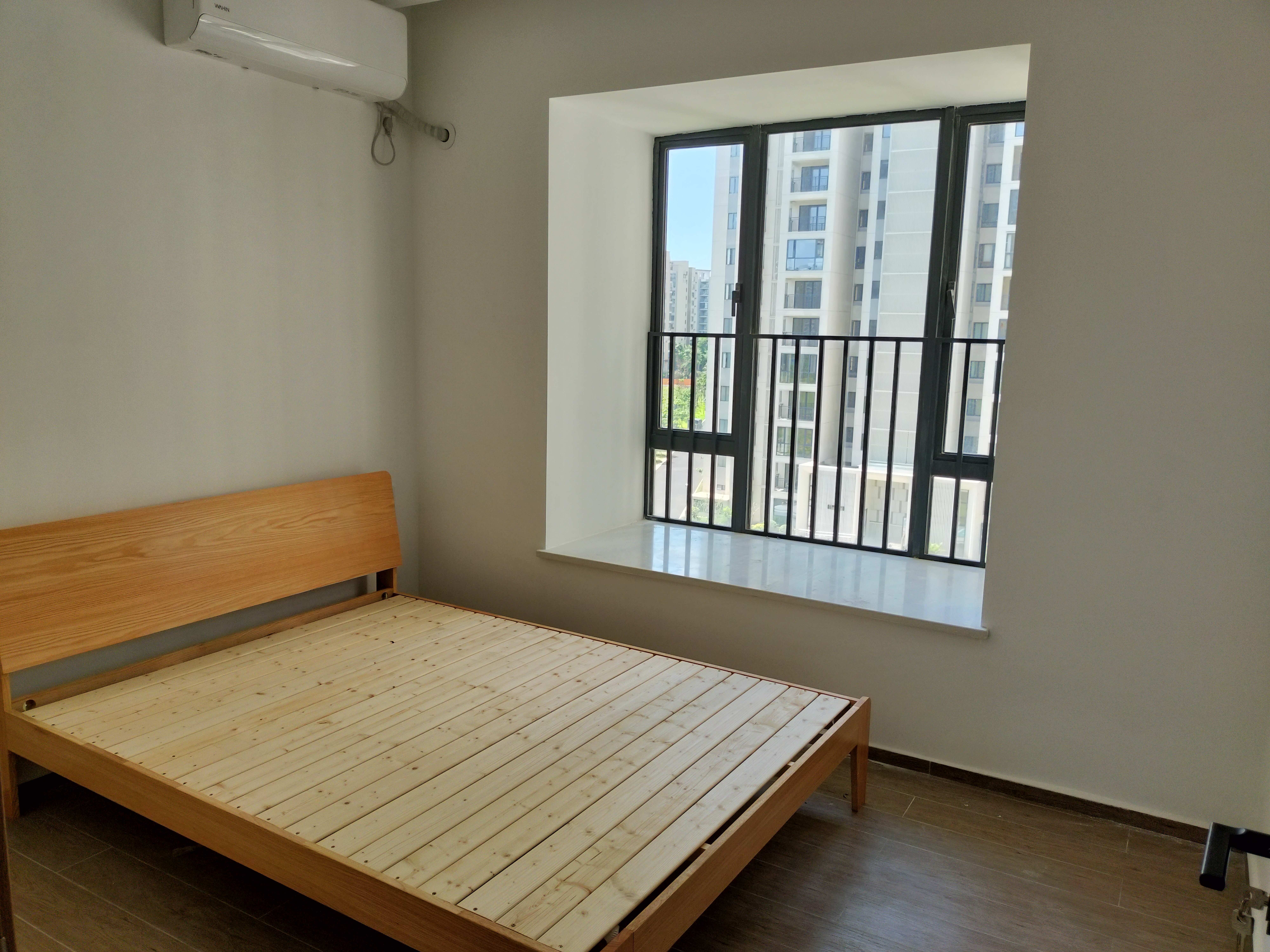 和风家园蓝天居  3室2厅2卫    2700.0元/月室内图