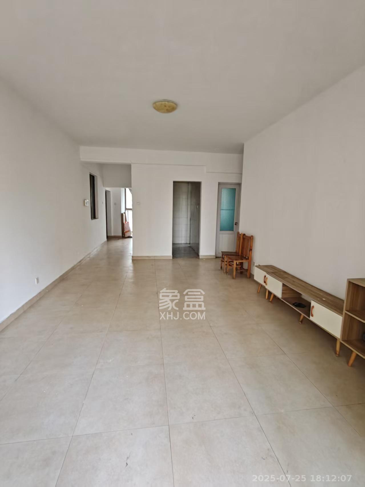 岳泰理想城 2室2厅1卫 2000.0元/月 岳泰理想城 2室2厅1卫 2000.0元/月室内图