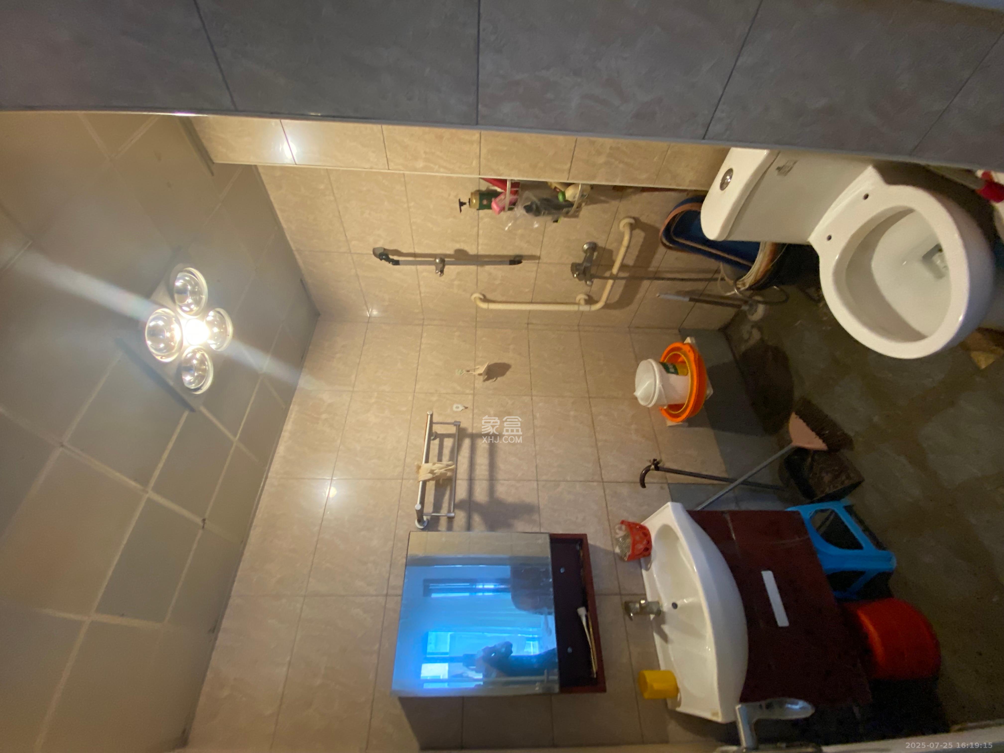 康乃馨老年生活示范城  1室1厅1卫    1200.0元/月 康乃馨老年生活示范城  1室1厅1卫    1200.0元/月室内图