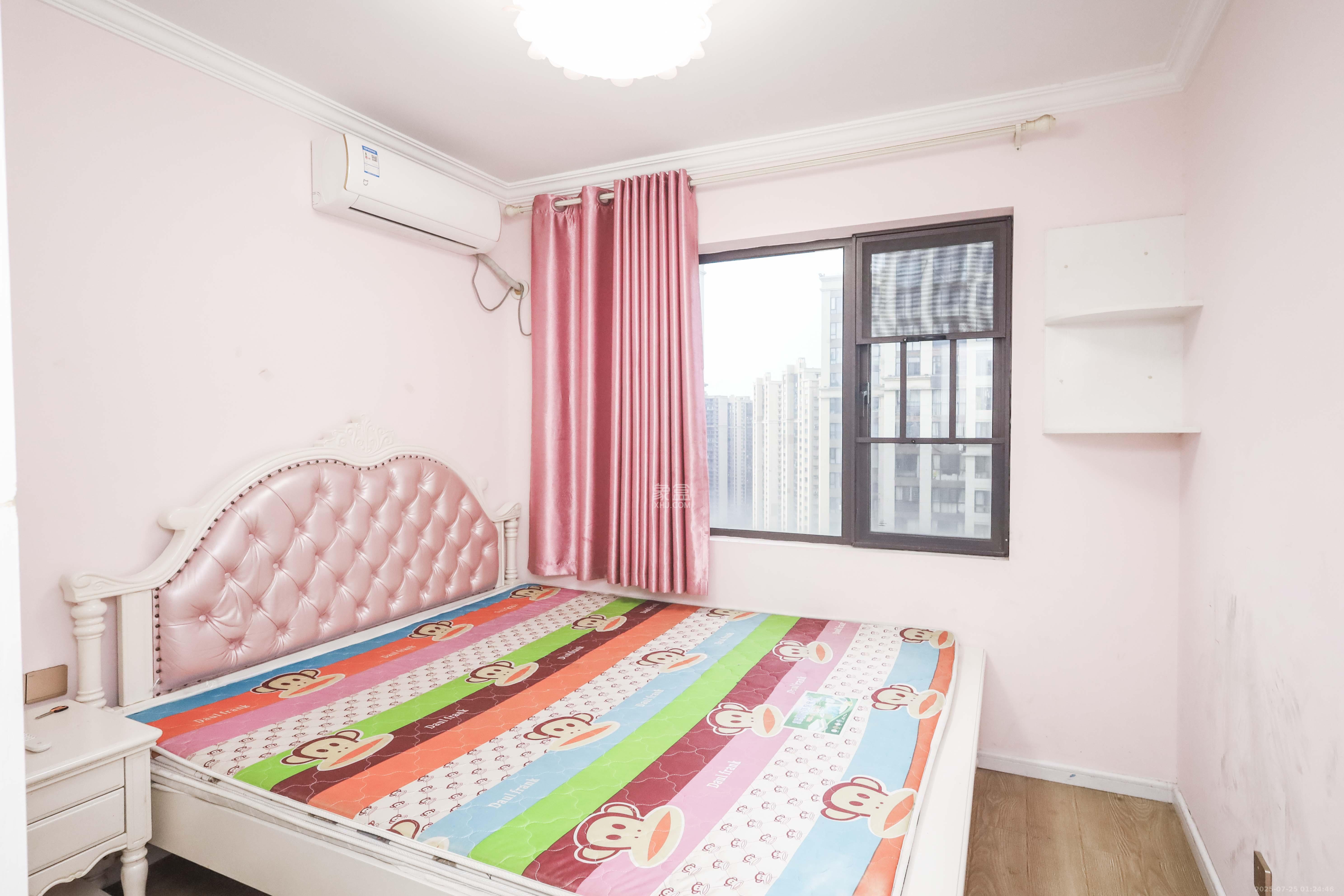 和泓梅溪四季  5室2厅2卫    3900.0元/月室内图