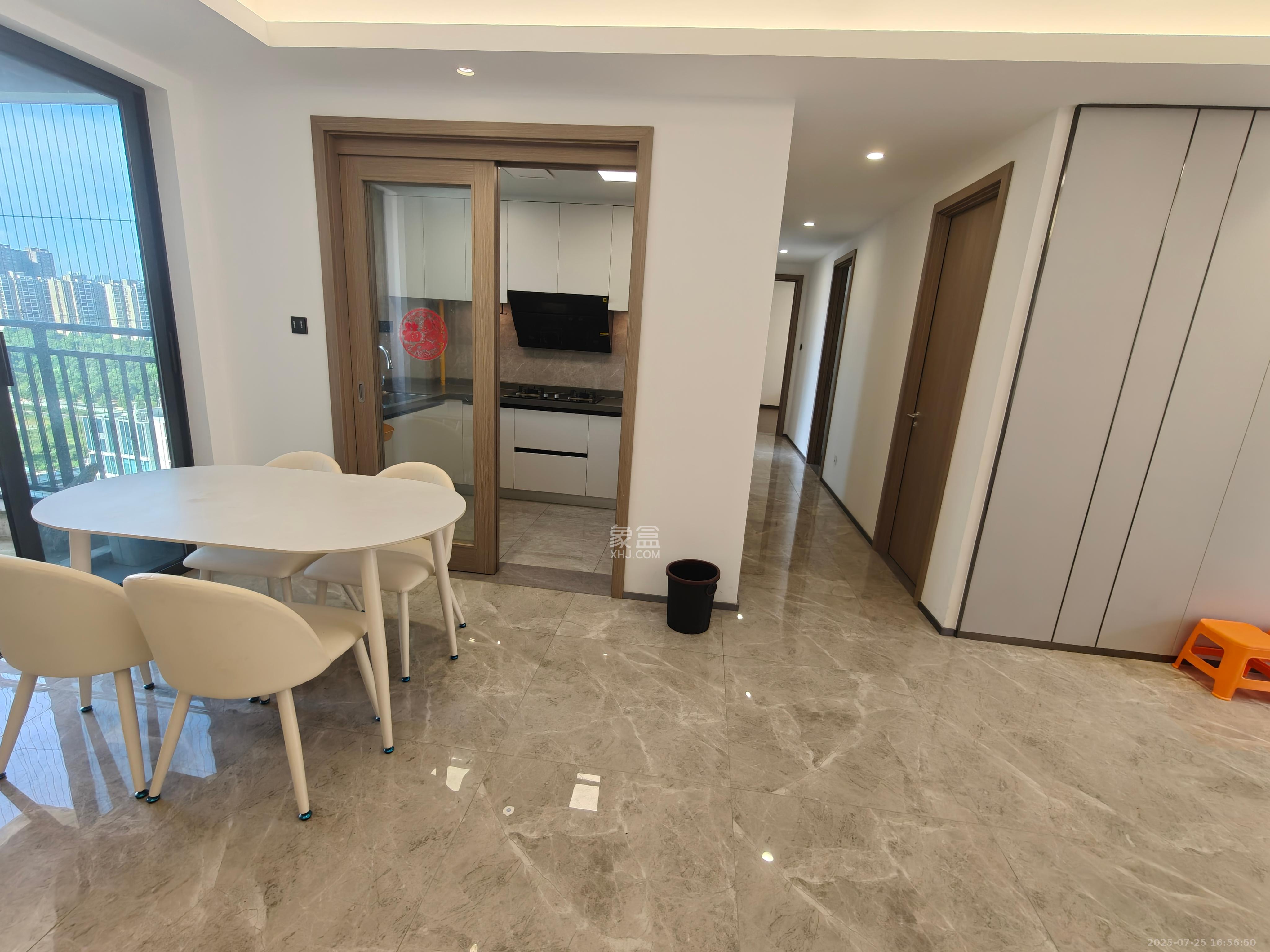 旭辉铂宸府 4室2厅2卫 2800.0元/月 旭辉铂宸府 4室2厅2卫 2800.0元/月室内图