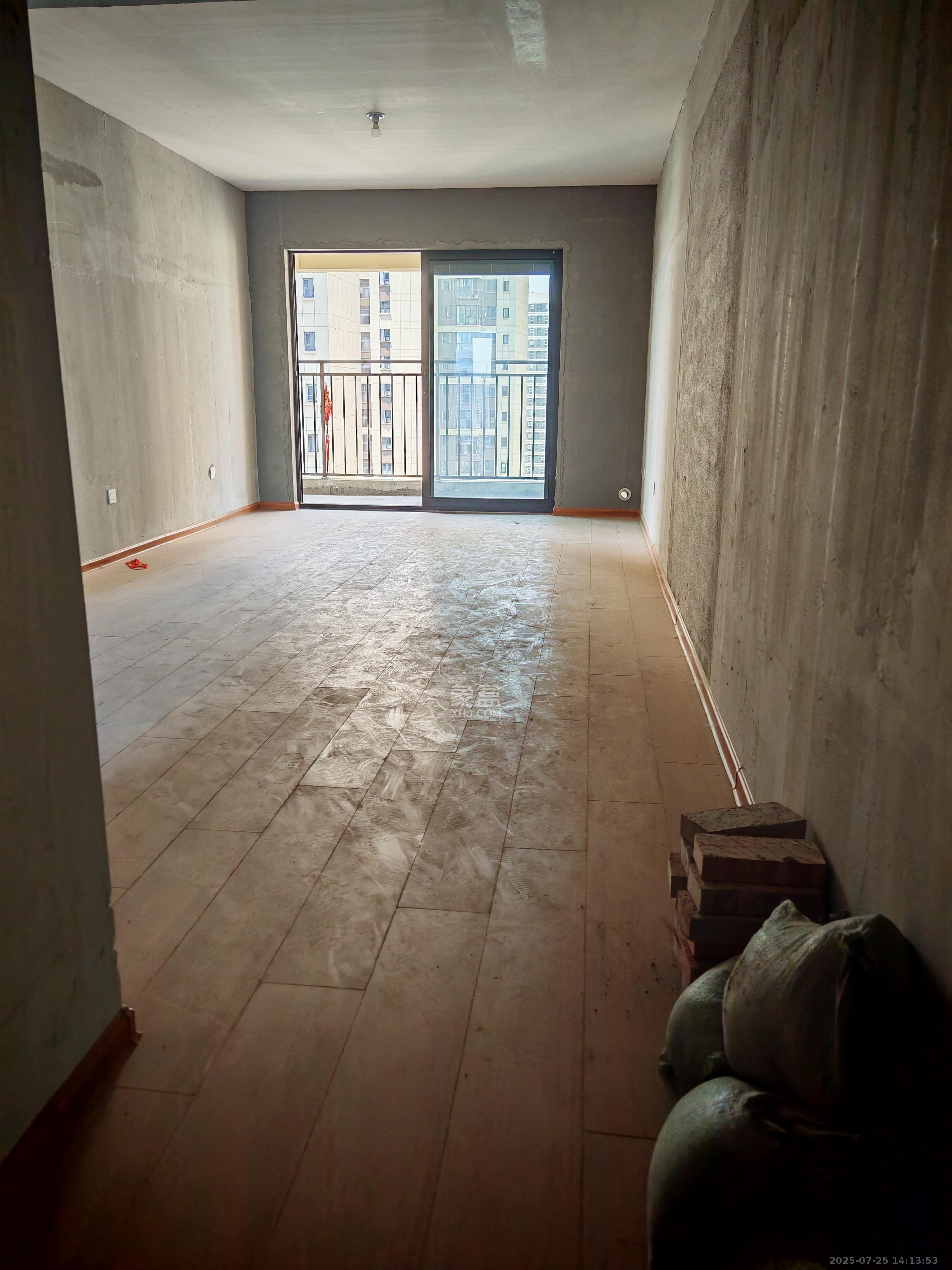 莲香园 4室0厅0卫 1600.0元/月 莲香园 4室0厅0卫 1600.0元/月室内图