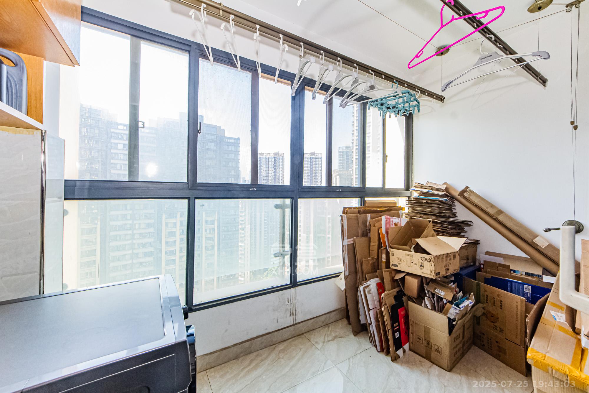 北辰三角洲D2区  3室2厅1卫    135.0万 北辰三角洲D2区  3室2厅1卫    135.0万阳台